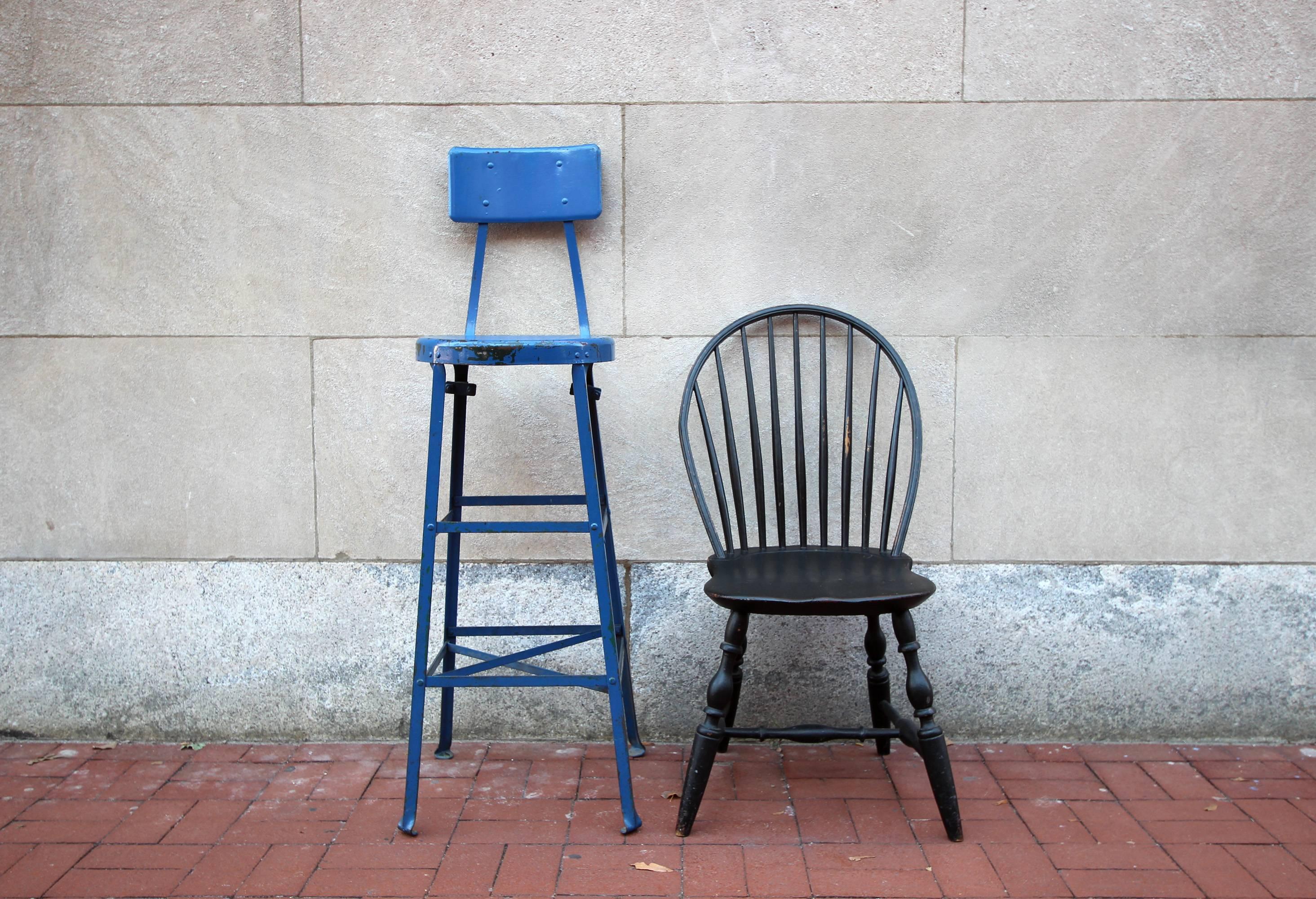 Very Tall Blue Industrial Stool, American, Mid-20th Century For Sale 2