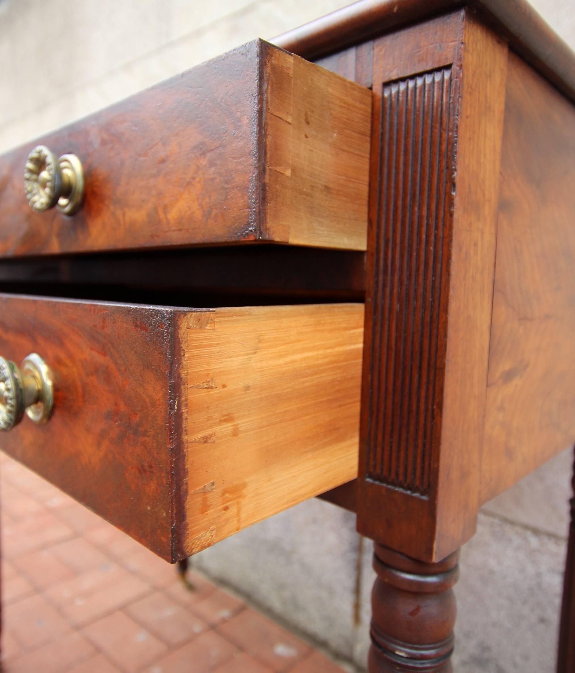 Classic Mahogany Server, Pennsylvania, circa 1825 2
