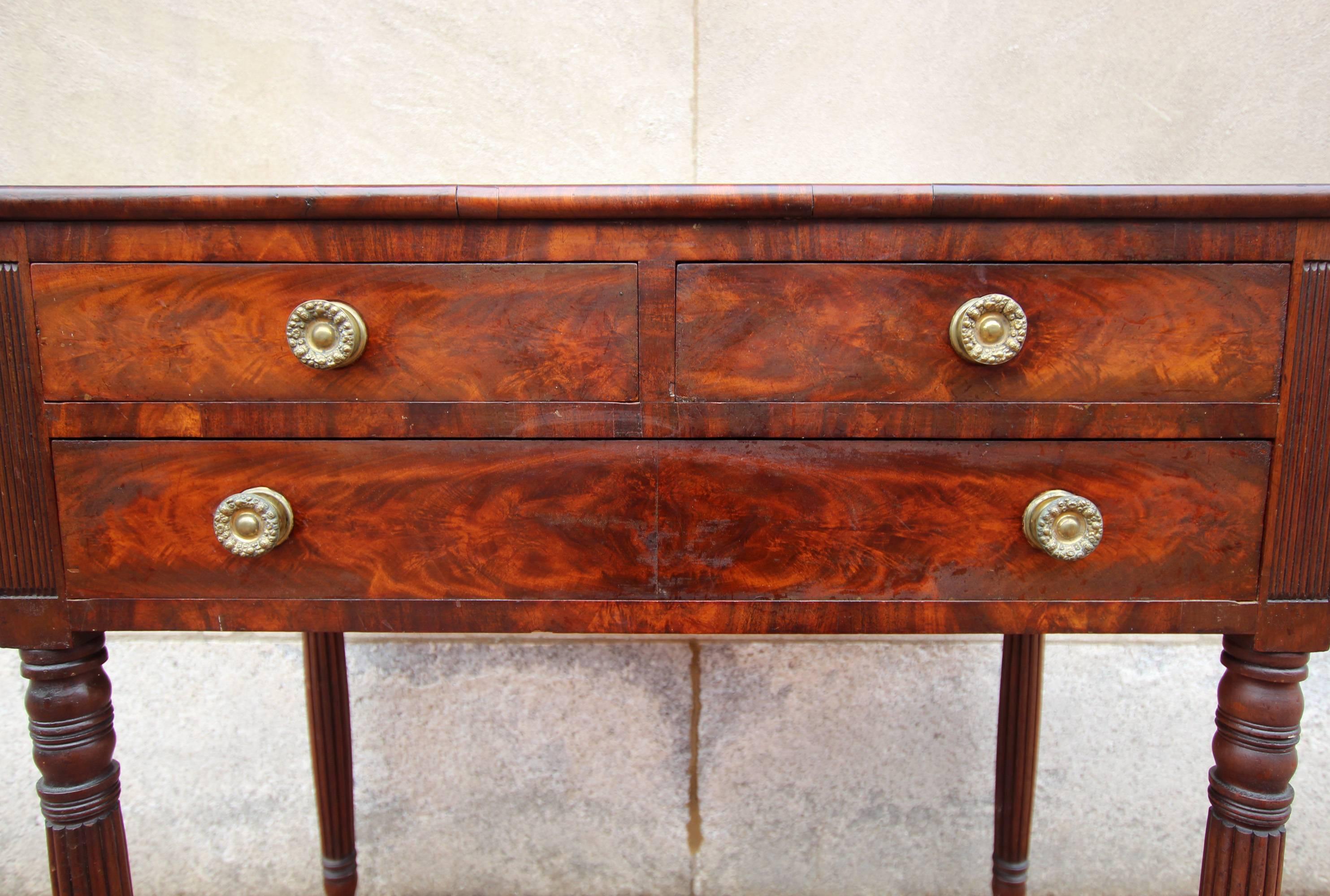 Early 19th Century Classic Mahogany Server, Pennsylvania, circa 1825