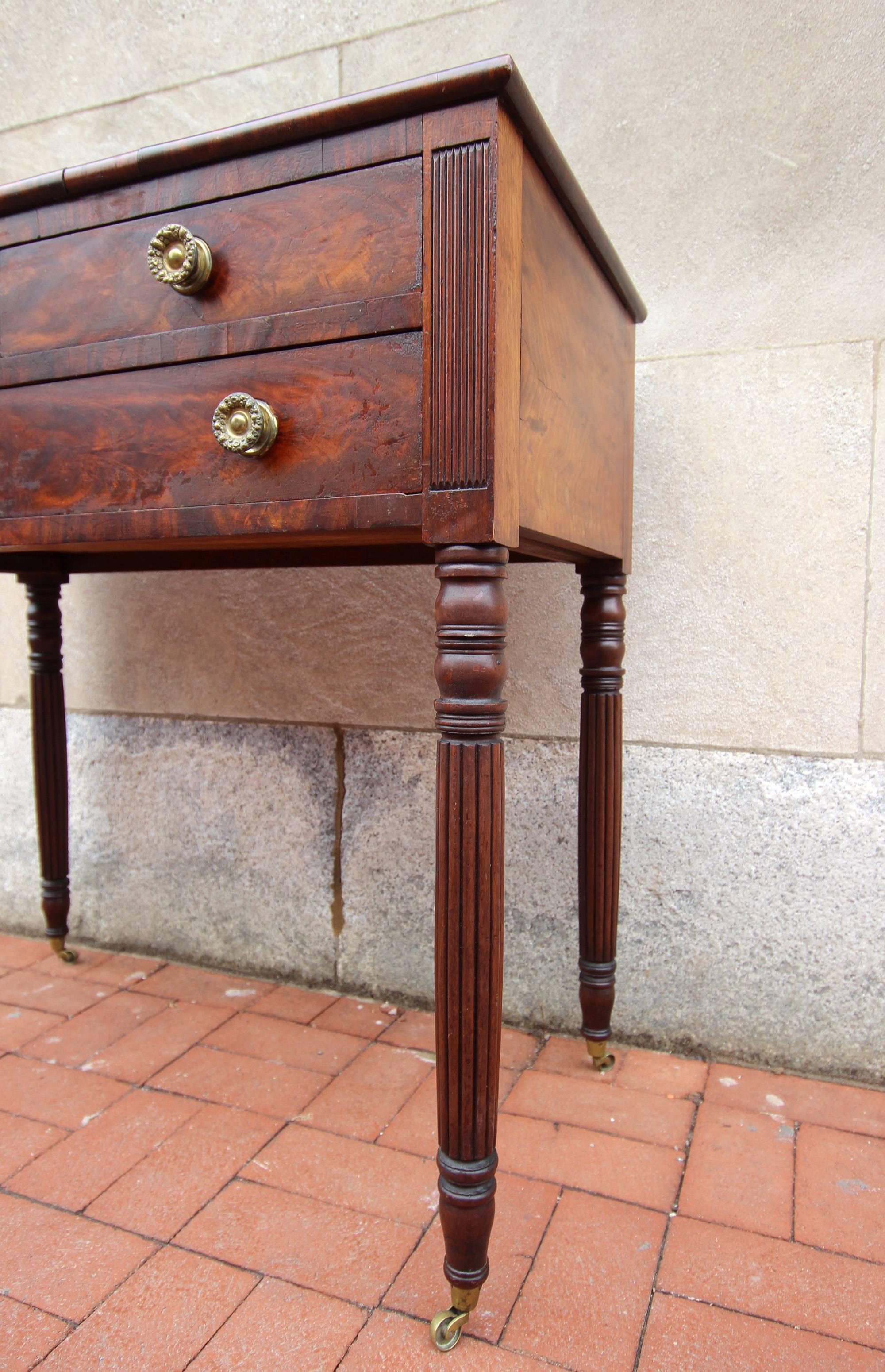 Classic Mahogany Server, Pennsylvania, circa 1825 3