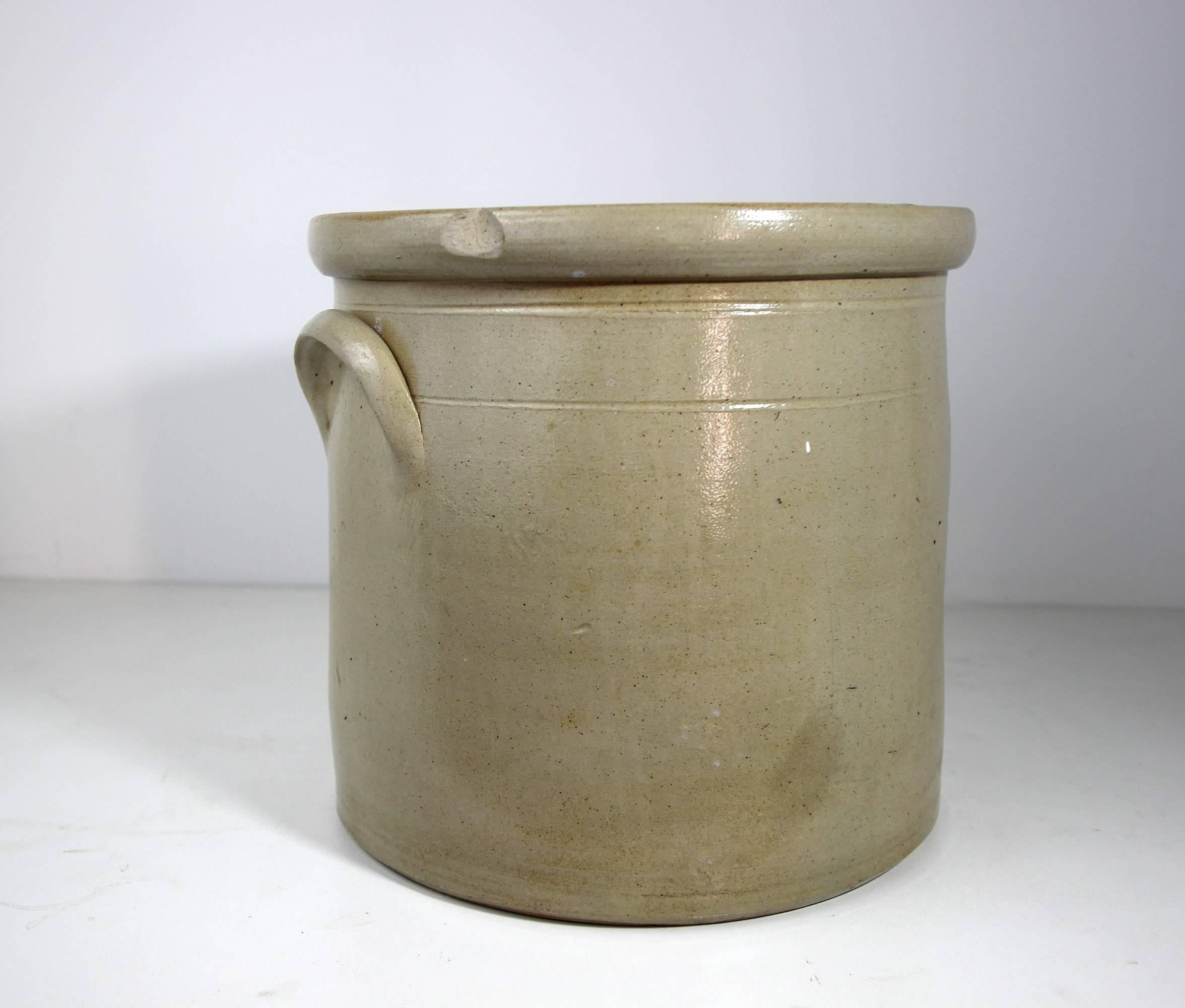 3 Primitive Antique Salt Glaze American Stoneware Crocks and Lid 3 Gallon 1  Gallon For Sale at 1stDibs