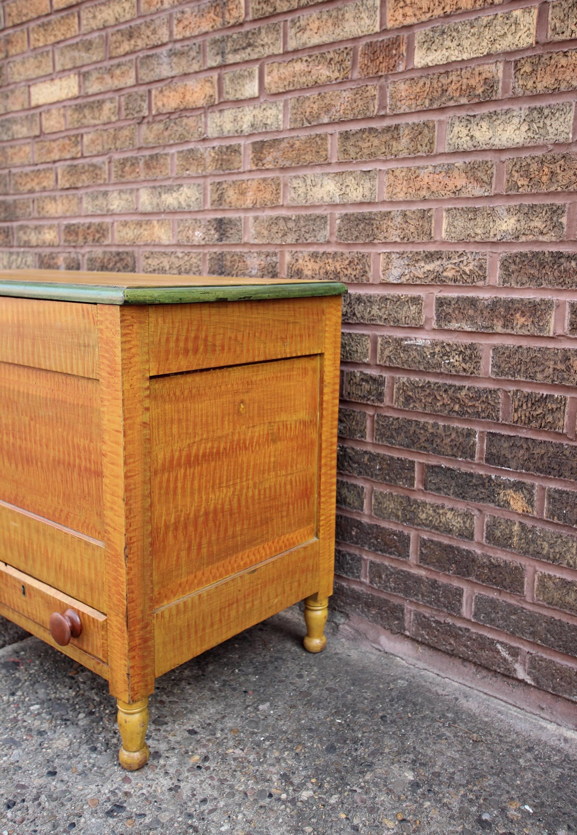American Pennsylvania Grain Painted Blanket Chest with Drawers