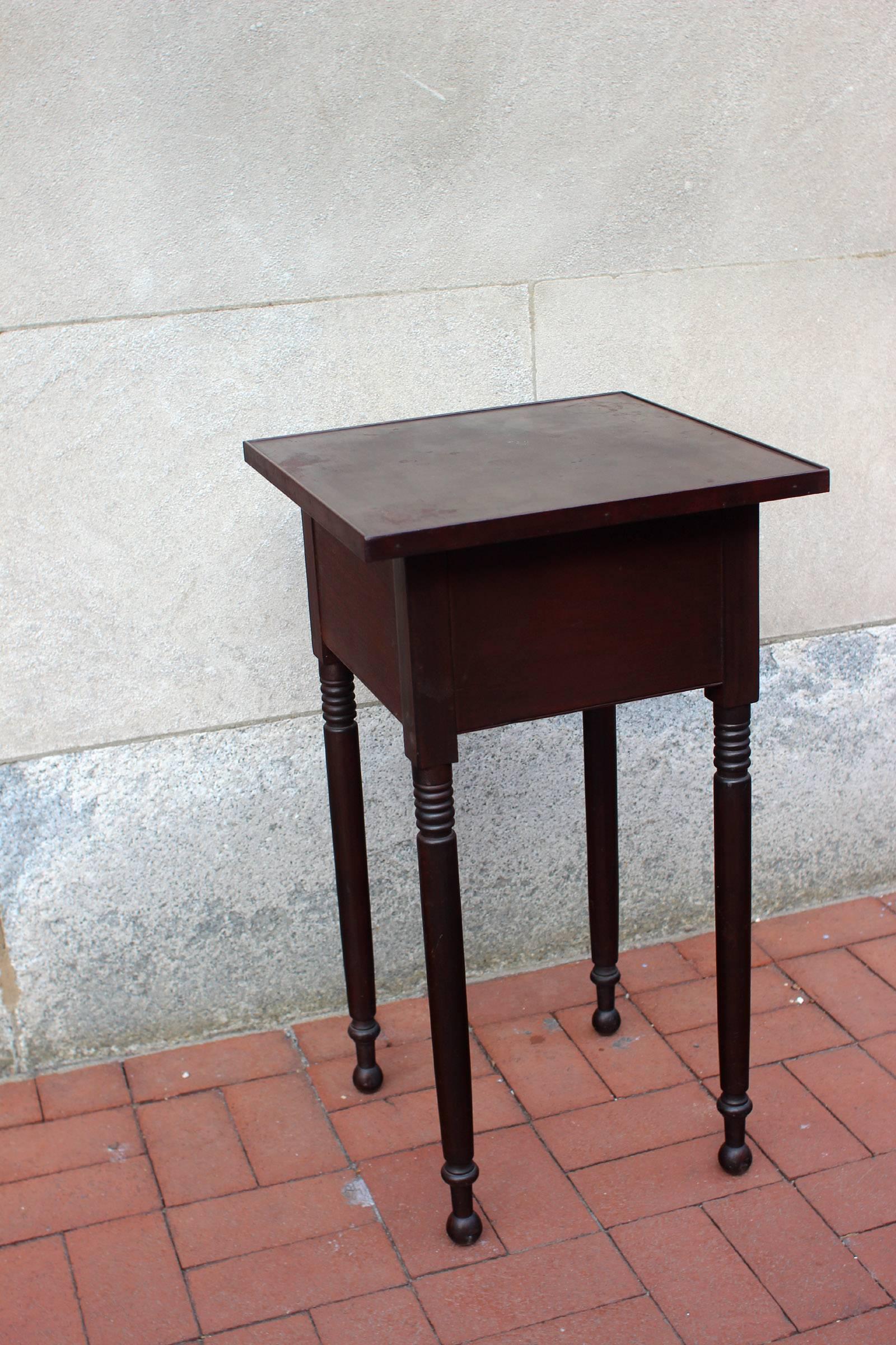 19th Century American One-Drawer Stand 1