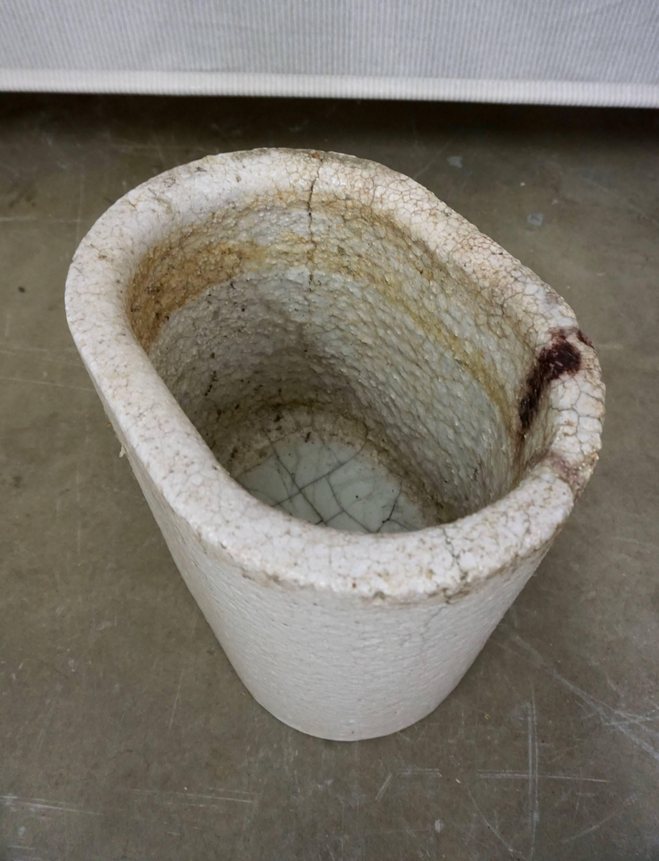 Ceramic Glaziers Crucible In Good Condition For Sale In Cathedral City, CA