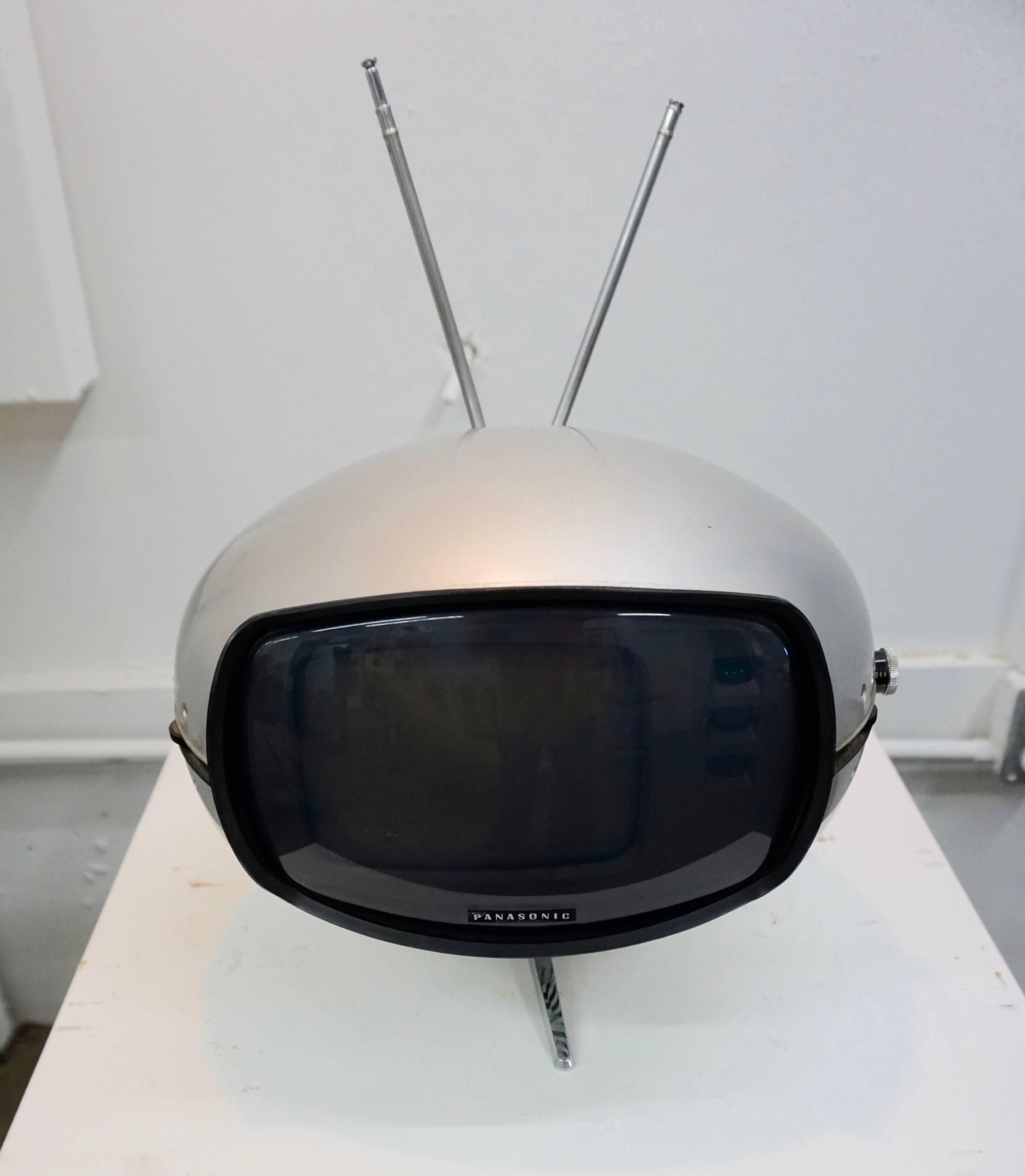 Japanese Panasonic TR-005 Space Age TV