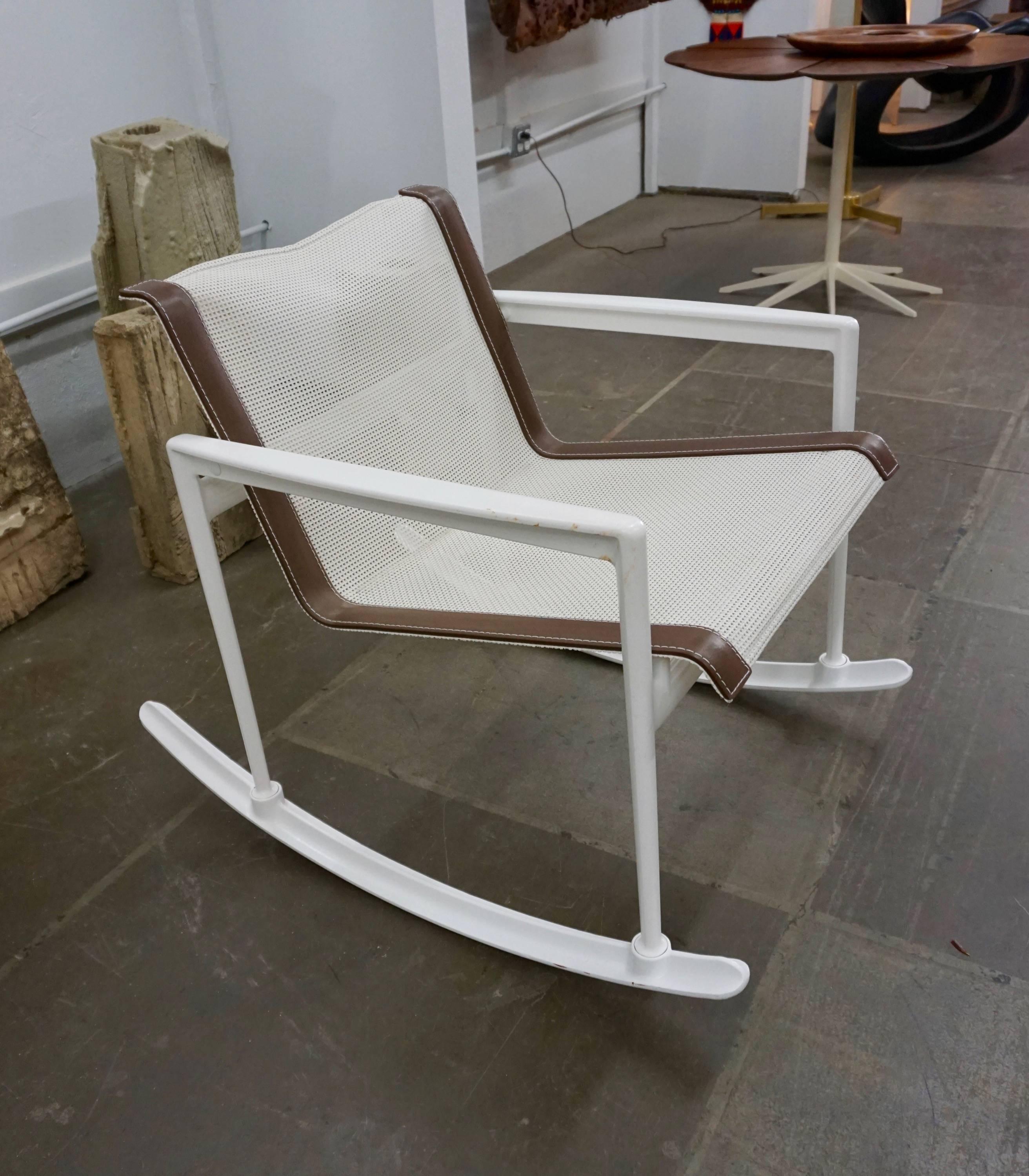 Richard Schultz Rocking Chair for Knoll In Excellent Condition In Cathedral City, CA