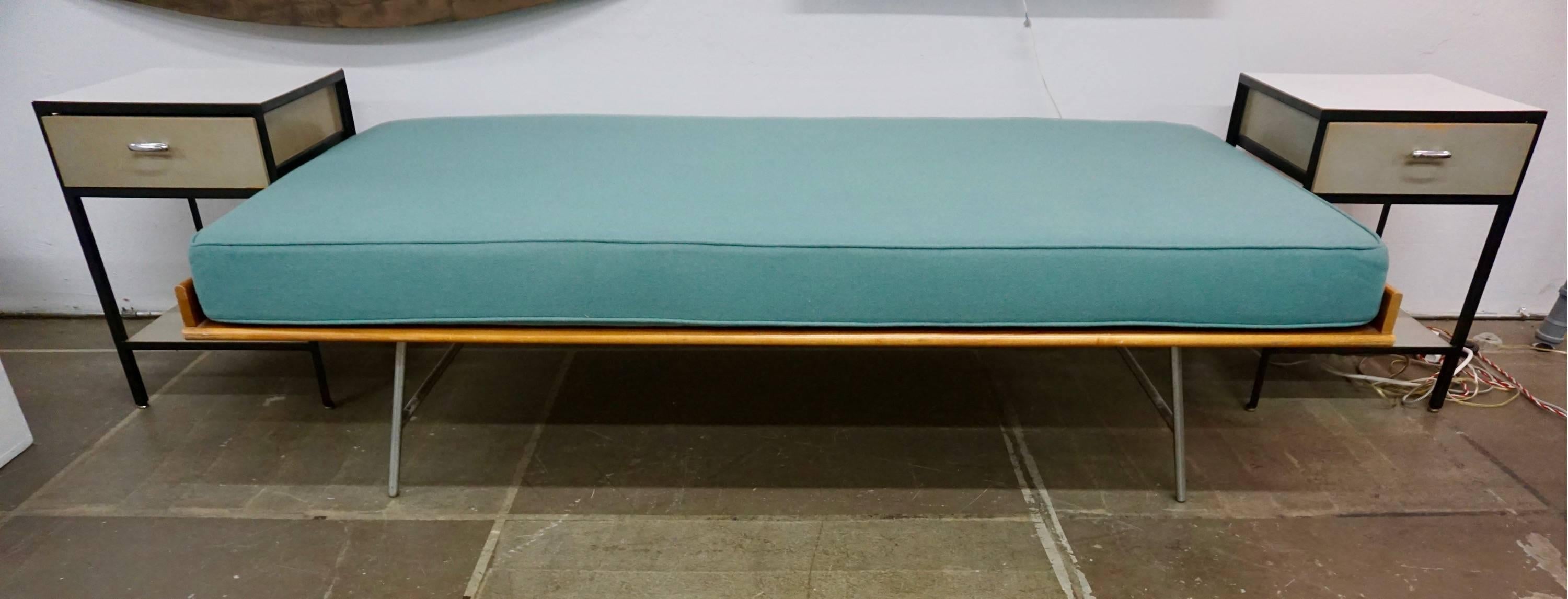 Mid-Century Modern George Nelson Daybed for Herman Miller