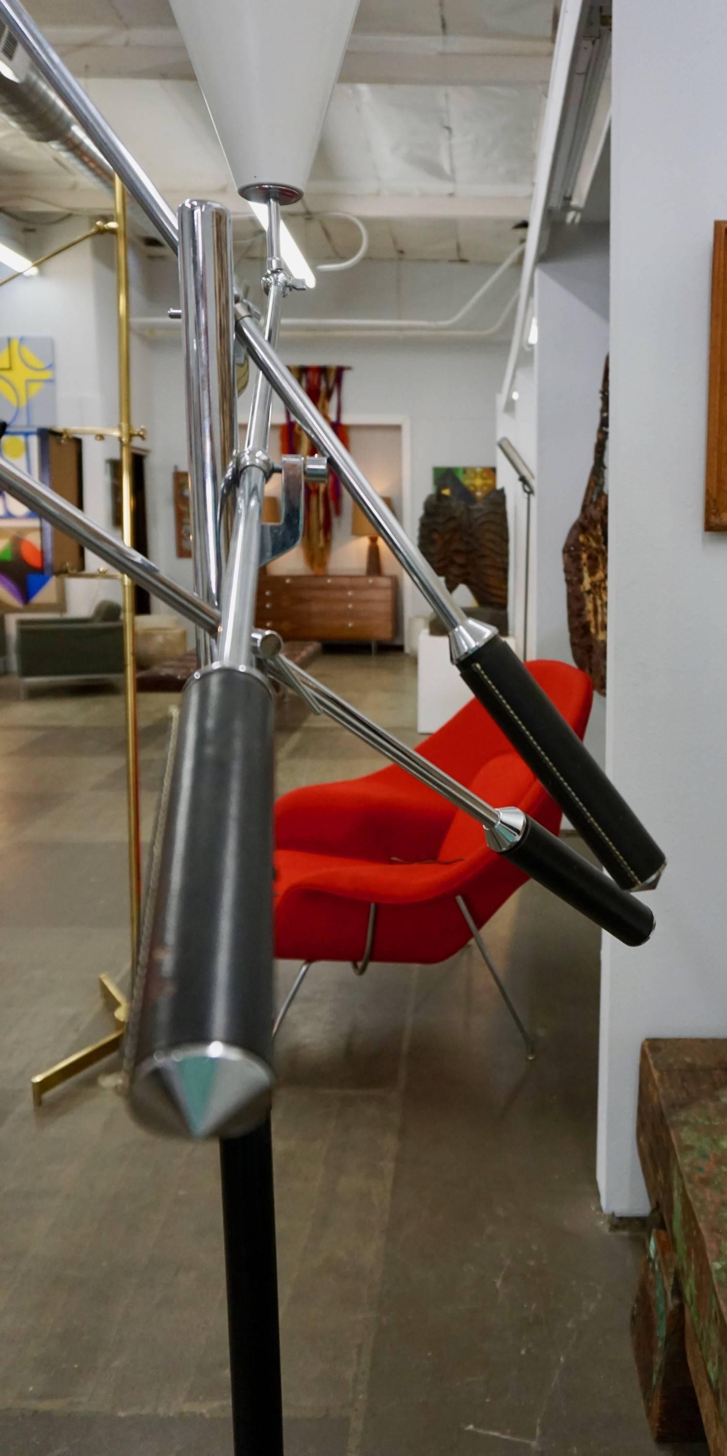 Arredoluce Triennale Floor Lamp In Excellent Condition In Cathedral City, CA