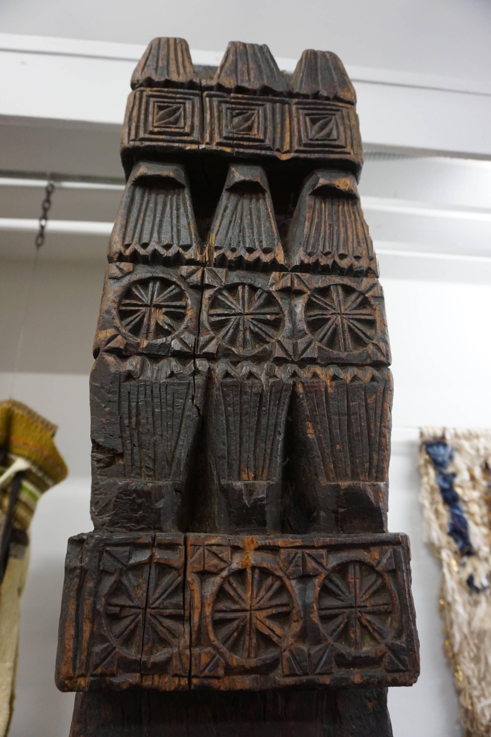 Hand-Carved Wood TOTEM For Sale 1