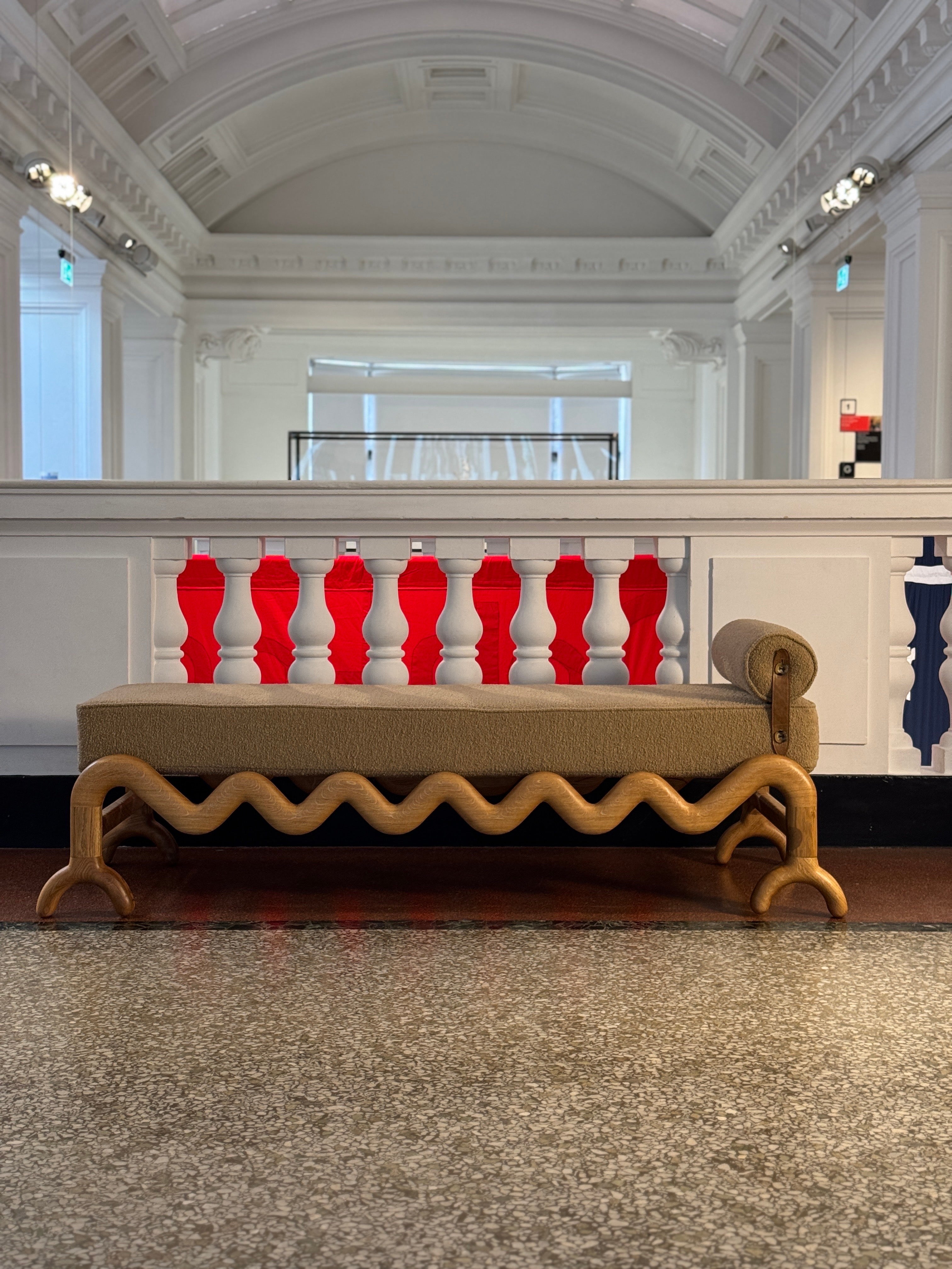 A handcrafted oak and brown bouclé daybed from Fosfeen’s Sunday Collection. Made to order with full customisation available, including COM, finishes, and dimensions.

The Sunday Daybed is a signature piece from Fosfeen’s Sunday Collection, designed