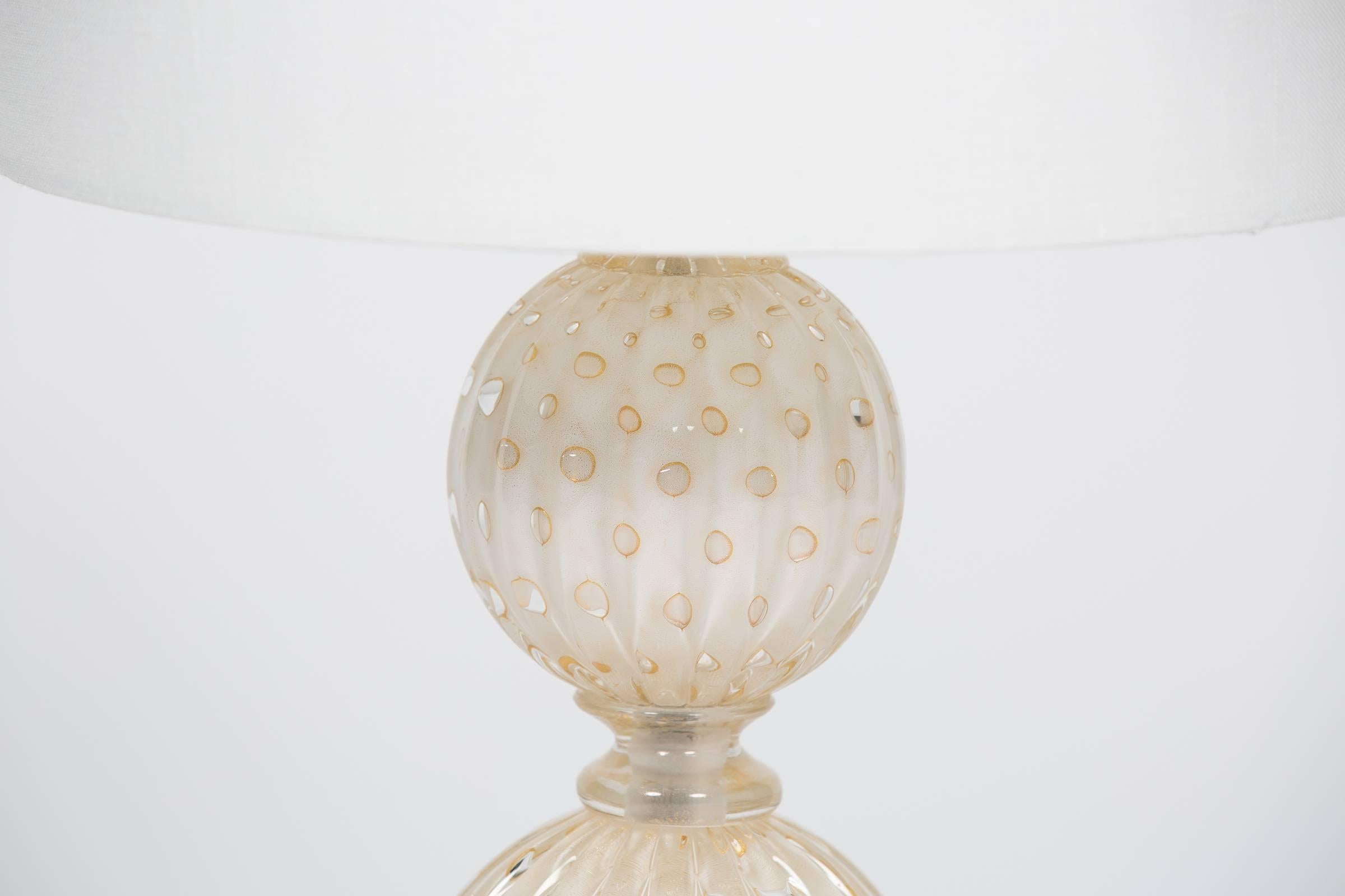 Italian Single Murano Pulegoso Glass Table Lamp