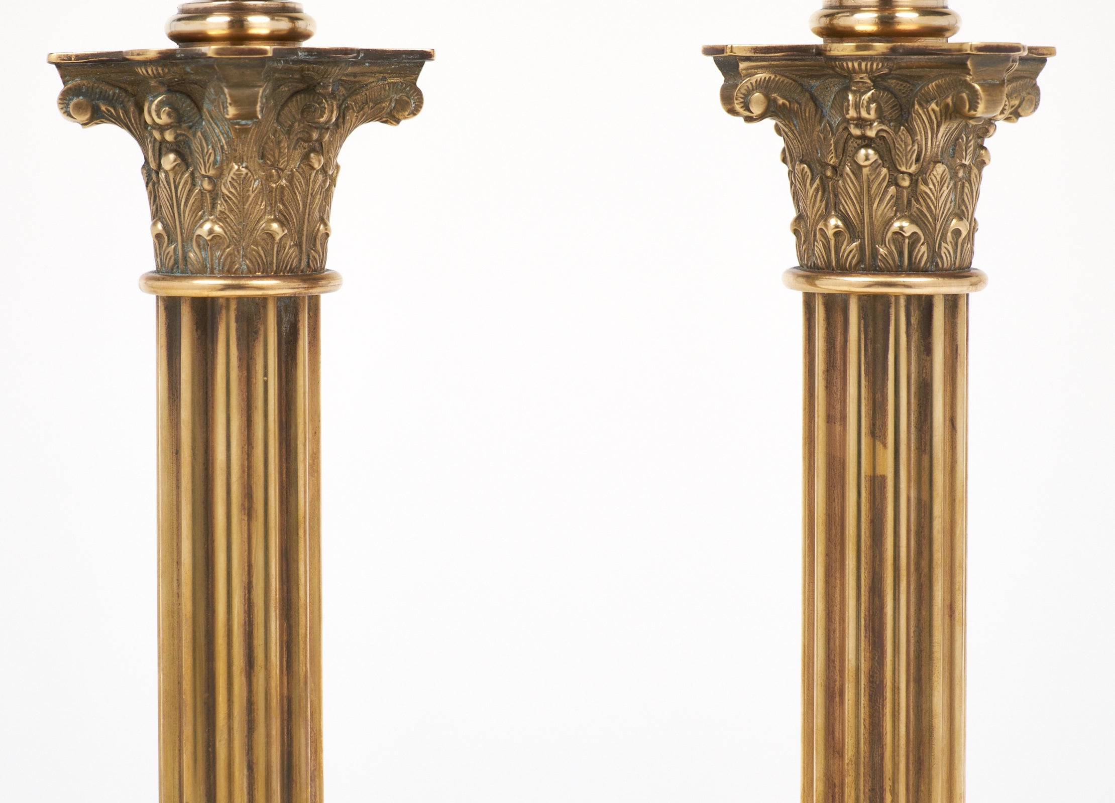 brass corinthian column table lamp