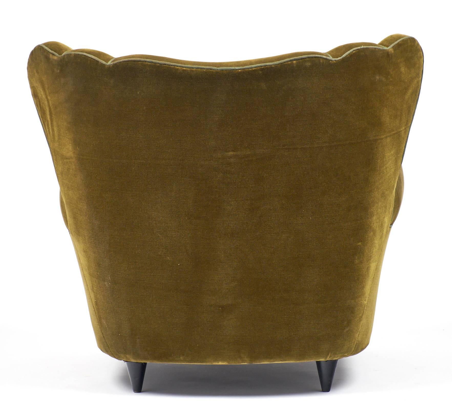Mid-20th Century Italian Armchairs in the Manner of Paolo Buffa