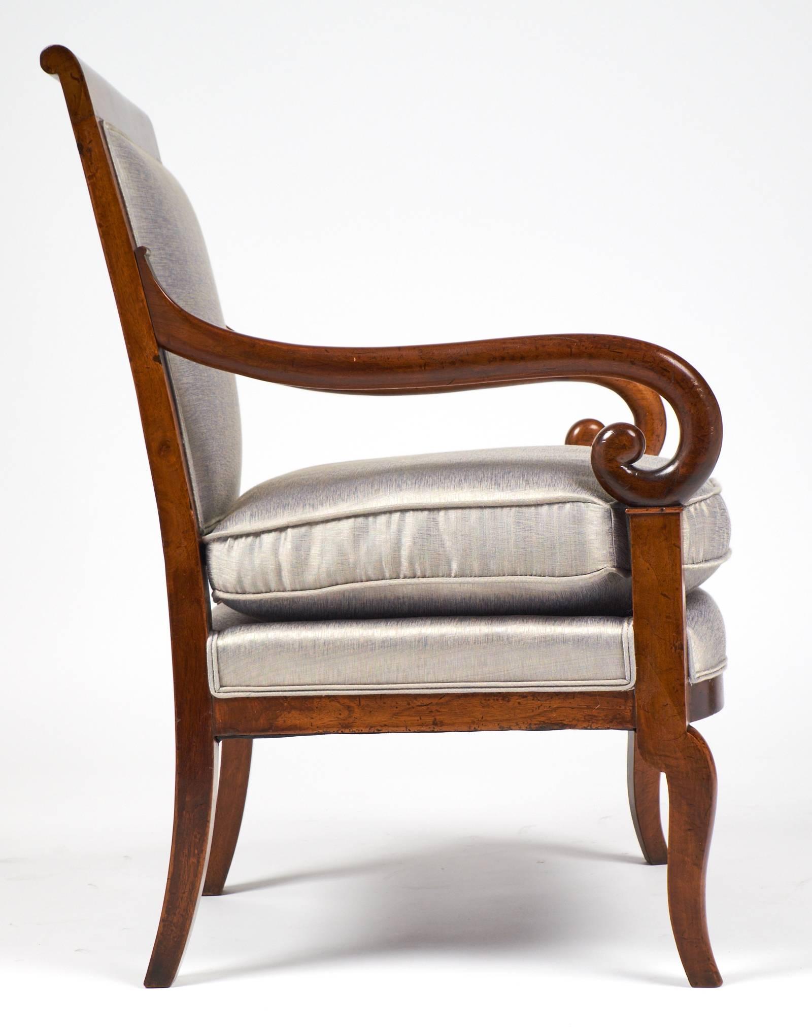 Antique French Period Restauration Walnut Armchair In Good Condition In Austin, TX