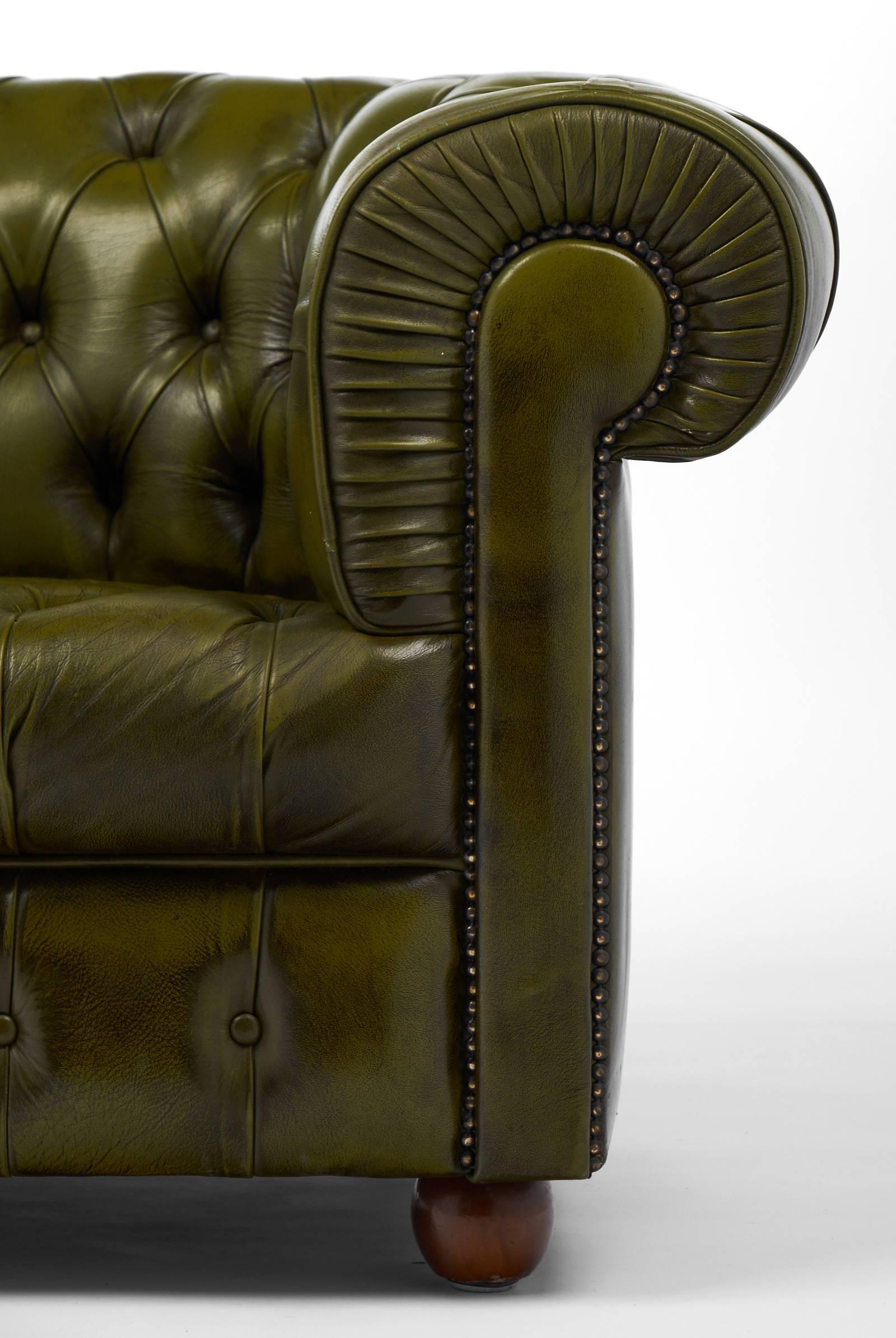 Vintage Green Leather Chesterfield Club Chair 1