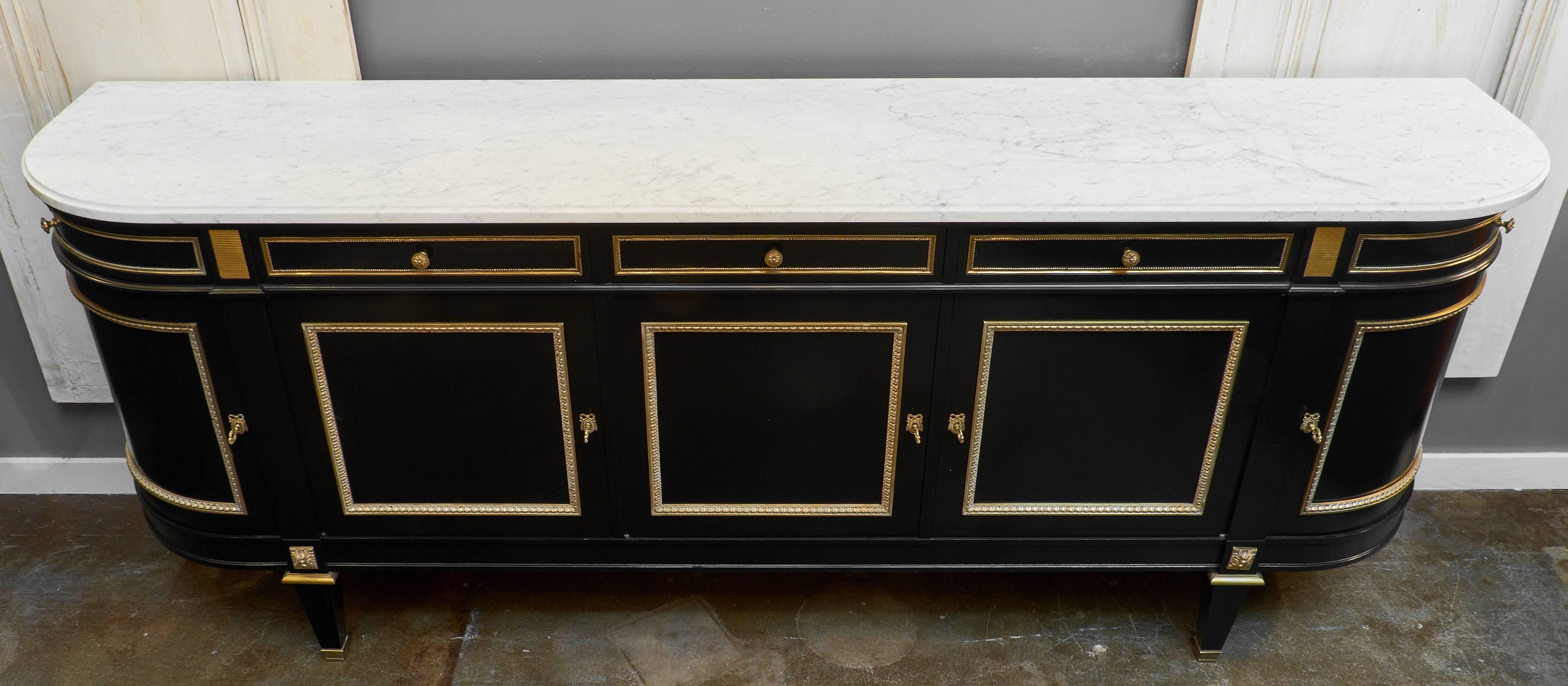 Louis XVI Style French Vintage Grand Buffet In Excellent Condition In Austin, TX