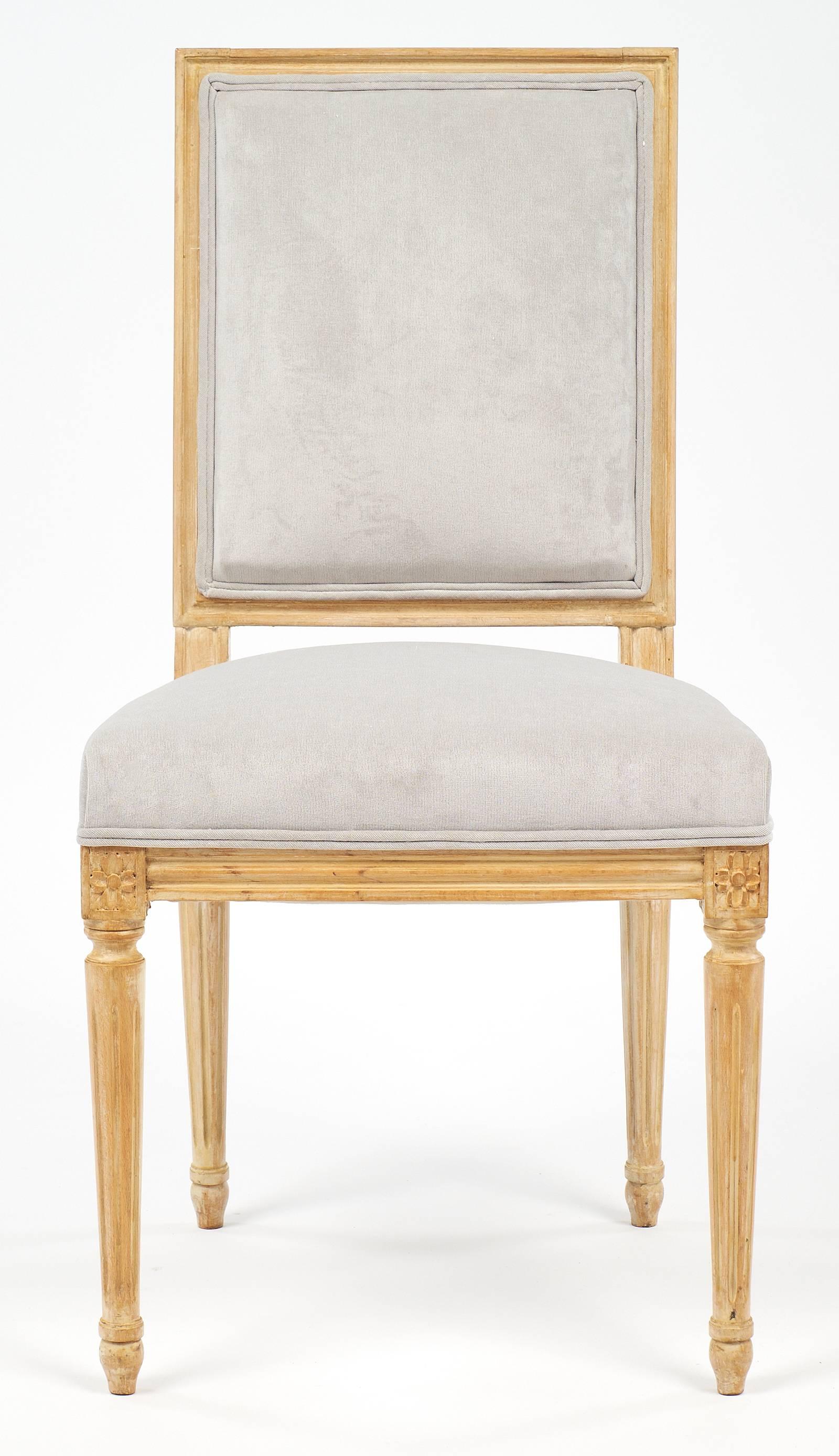 Set of Louis XVI Style Antique French Dining Chairs In Excellent Condition In Austin, TX