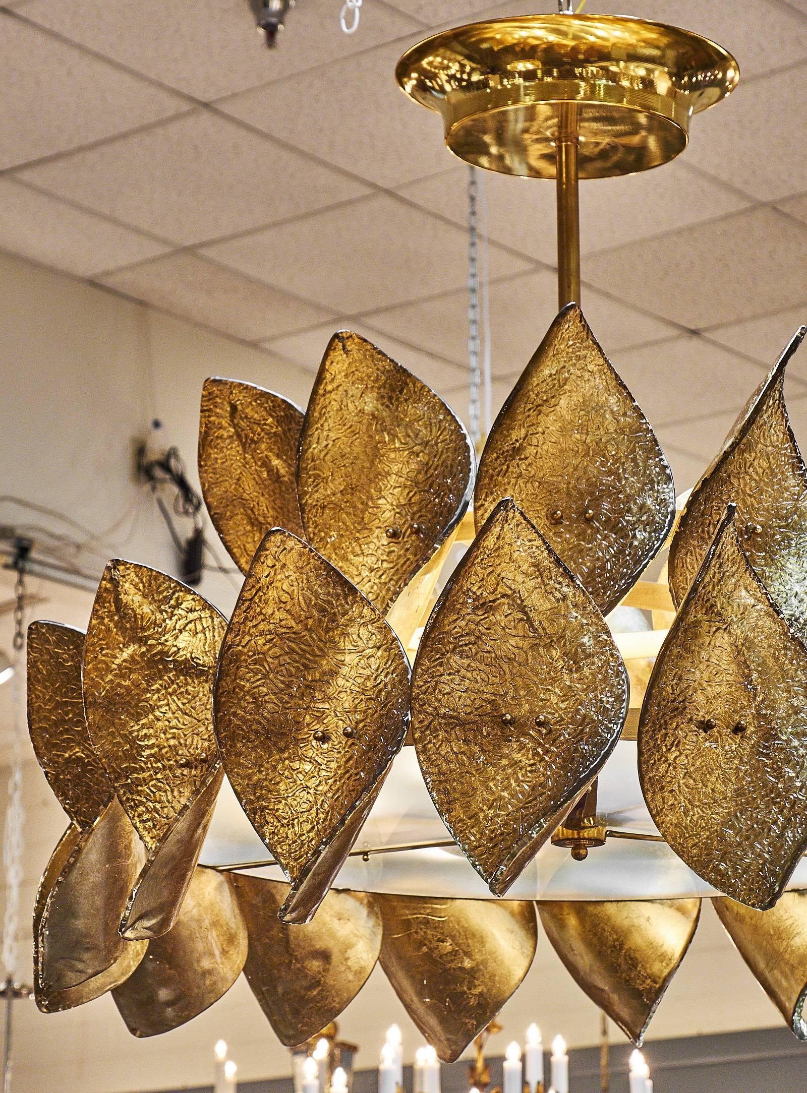 Murano Glass “Virgole” Modernist Chandelier In Excellent Condition For Sale In Austin, TX