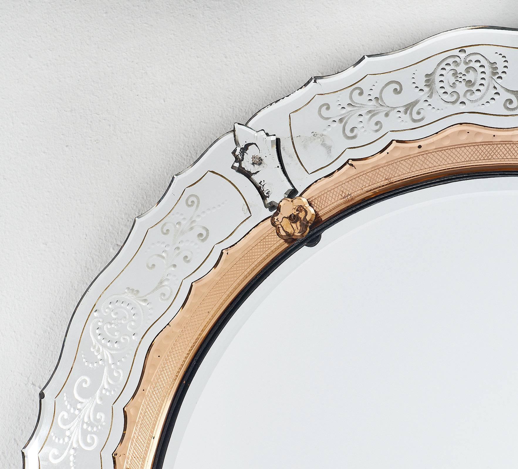 Italian Round Venetian Antique Mirror