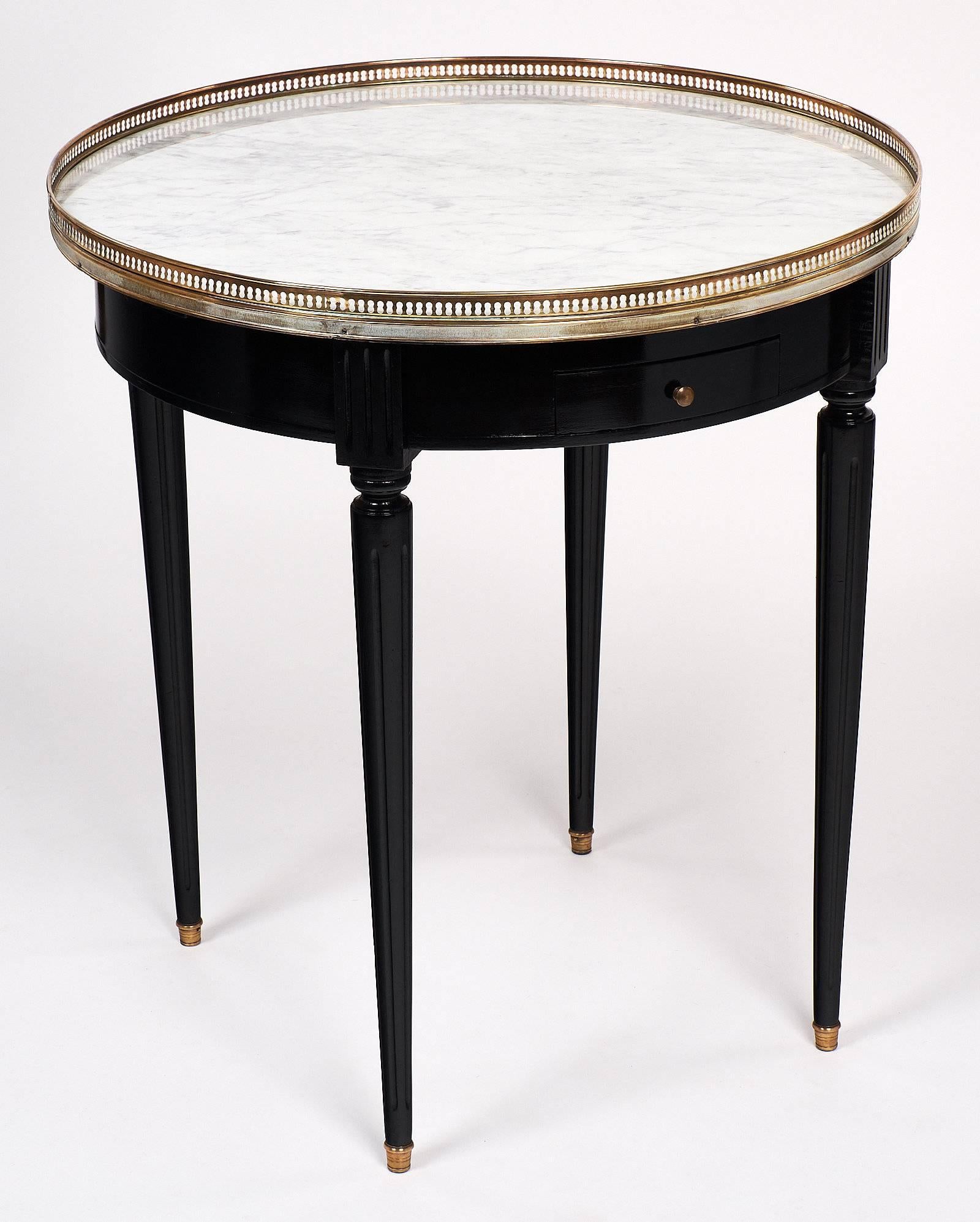 Antique French Louis XVI Style Bouillotte Table In Excellent Condition In Austin, TX