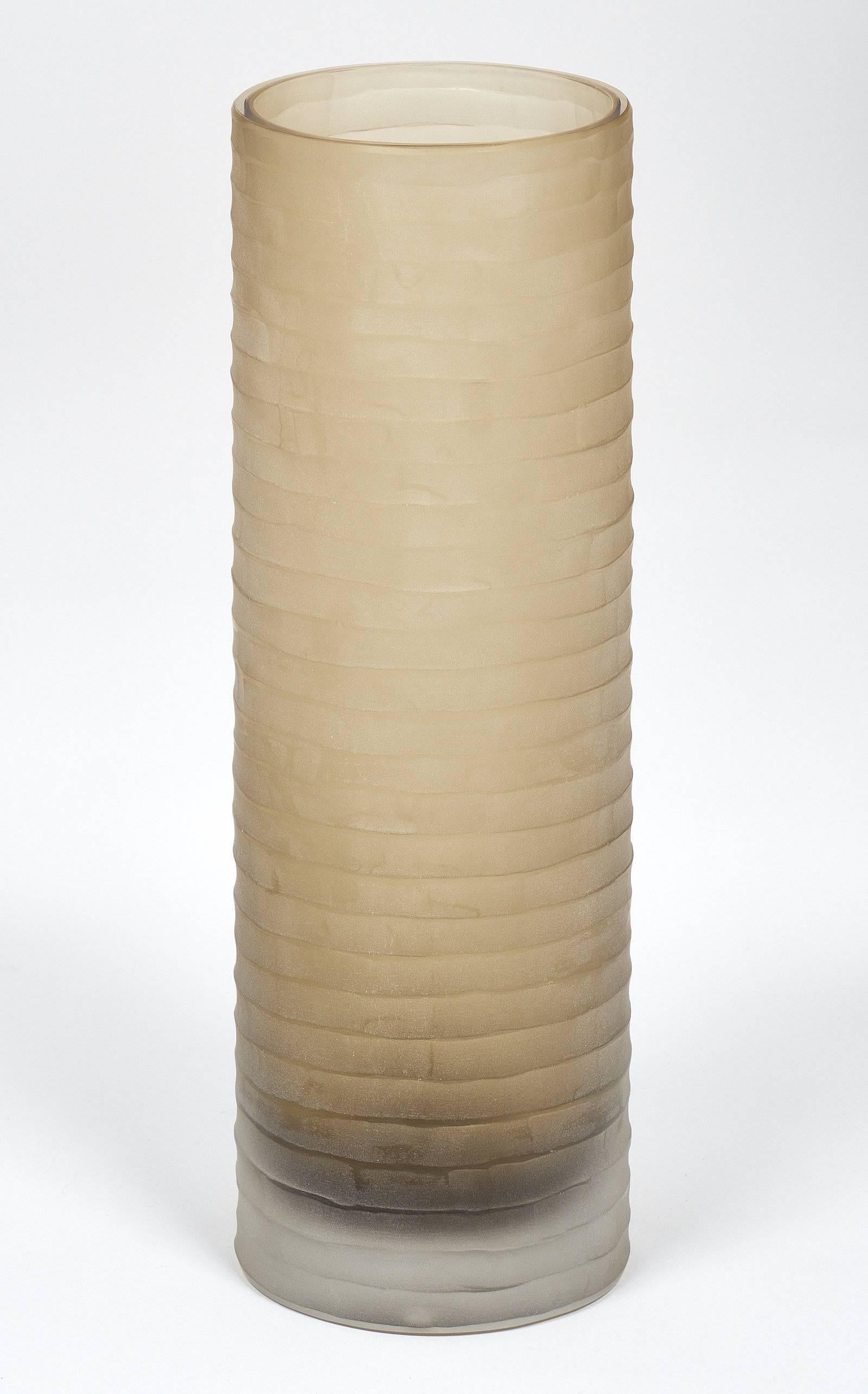 Battuto Vasen aus geräuchertem Muranoglas im Angebot 3