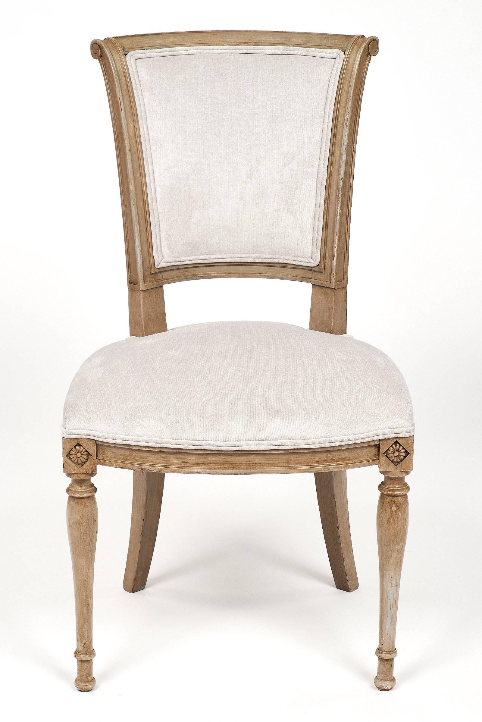 Set of Six Directoire Style Dining Chairs In Excellent Condition In Austin, TX