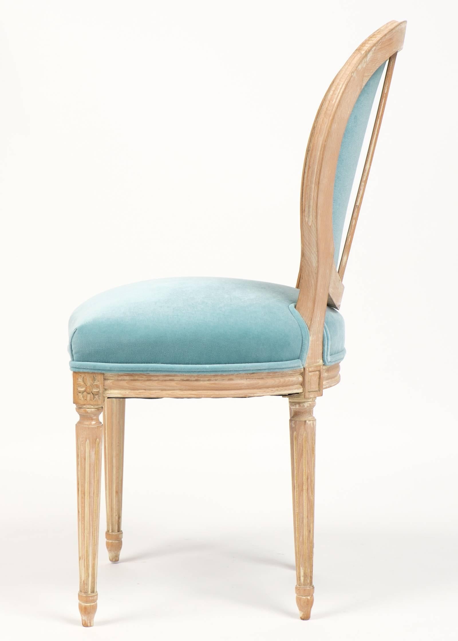 louis xvi medallion chair