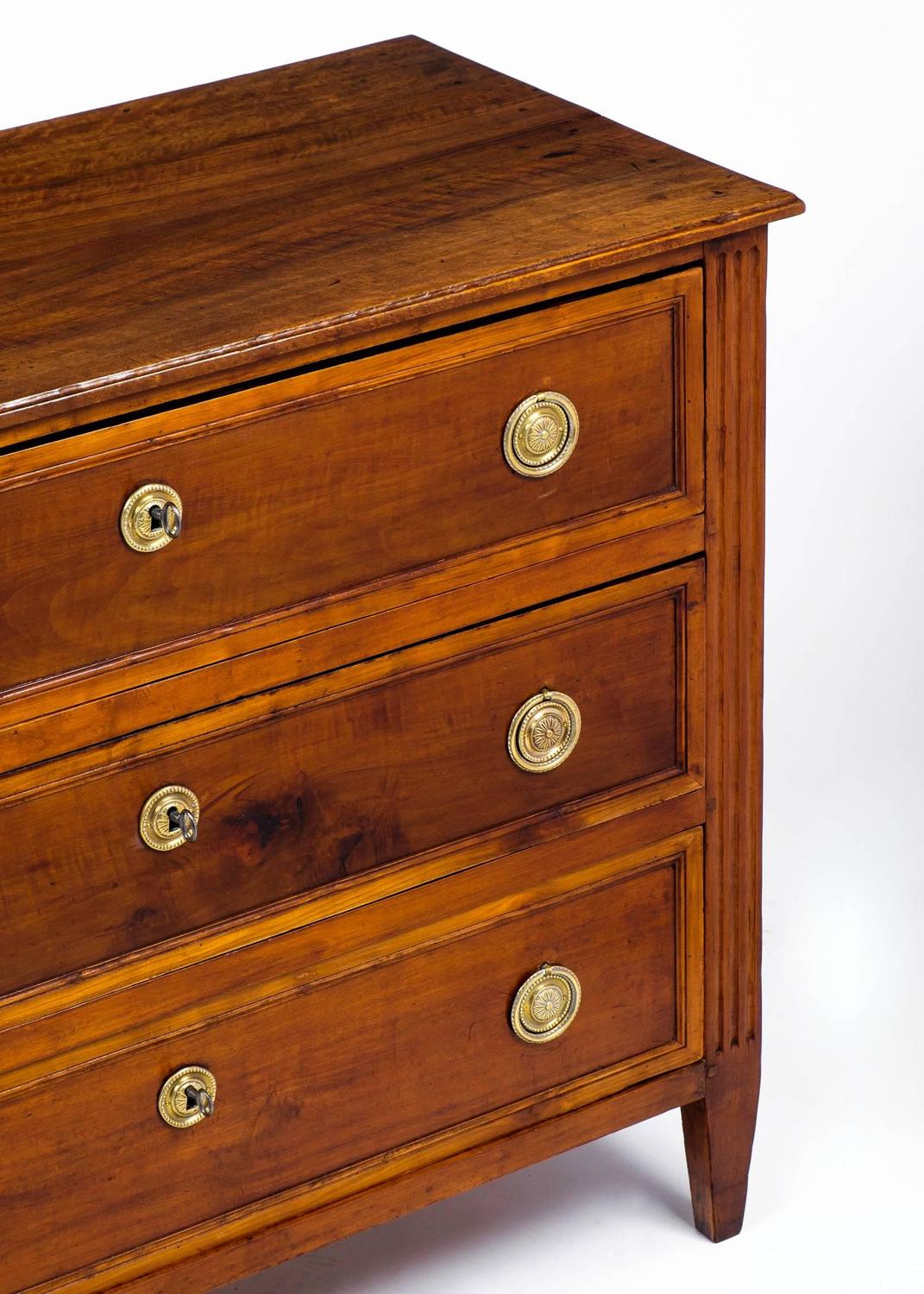 drawers bees wax for Drawers Chest Directoire Period of at Antique French 1stdibs