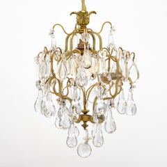 Pendentif en cristal français en forme de goutte, laiton antique, vers 1920
