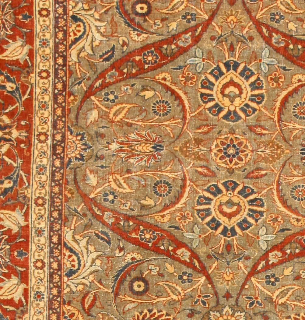 Beautiful Antique Persian Tabriz Rug In Good Condition In New York, NY