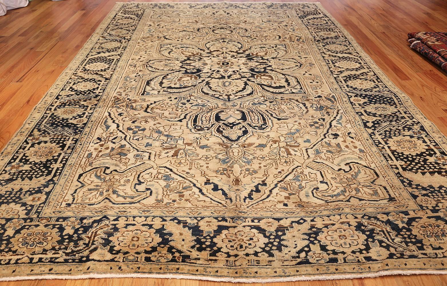 Antique Room Size Persian Serapi Heriz Rug 1