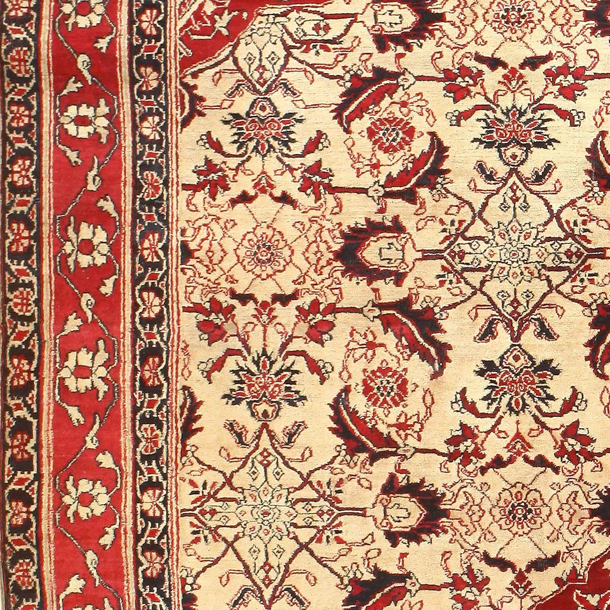 Fine Antique Indian Agra Rug. Size: 6 ft x 8 ft 9 in (1.83 m x 2.67 m) In Excellent Condition In New York, NY