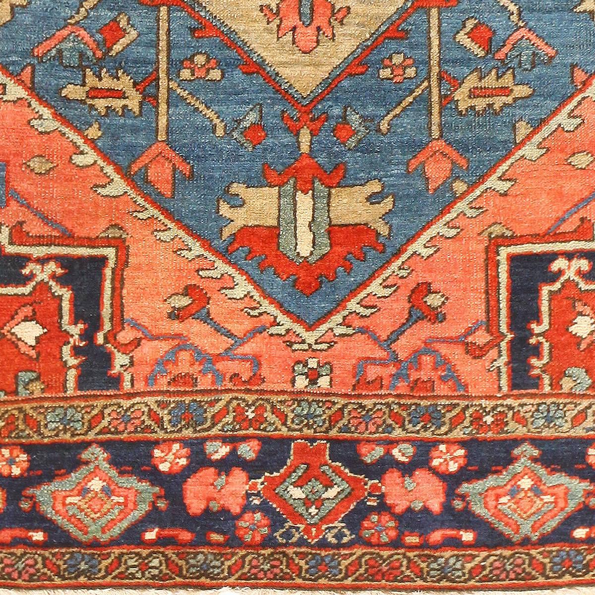 Beautiful Heriz Serapi Rug In Excellent Condition In New York, NY