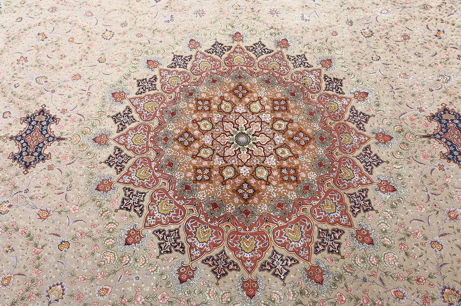 Fine Vintage Tabriz Persian Rug 2