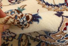 Round Vintage Nain Persian Rug