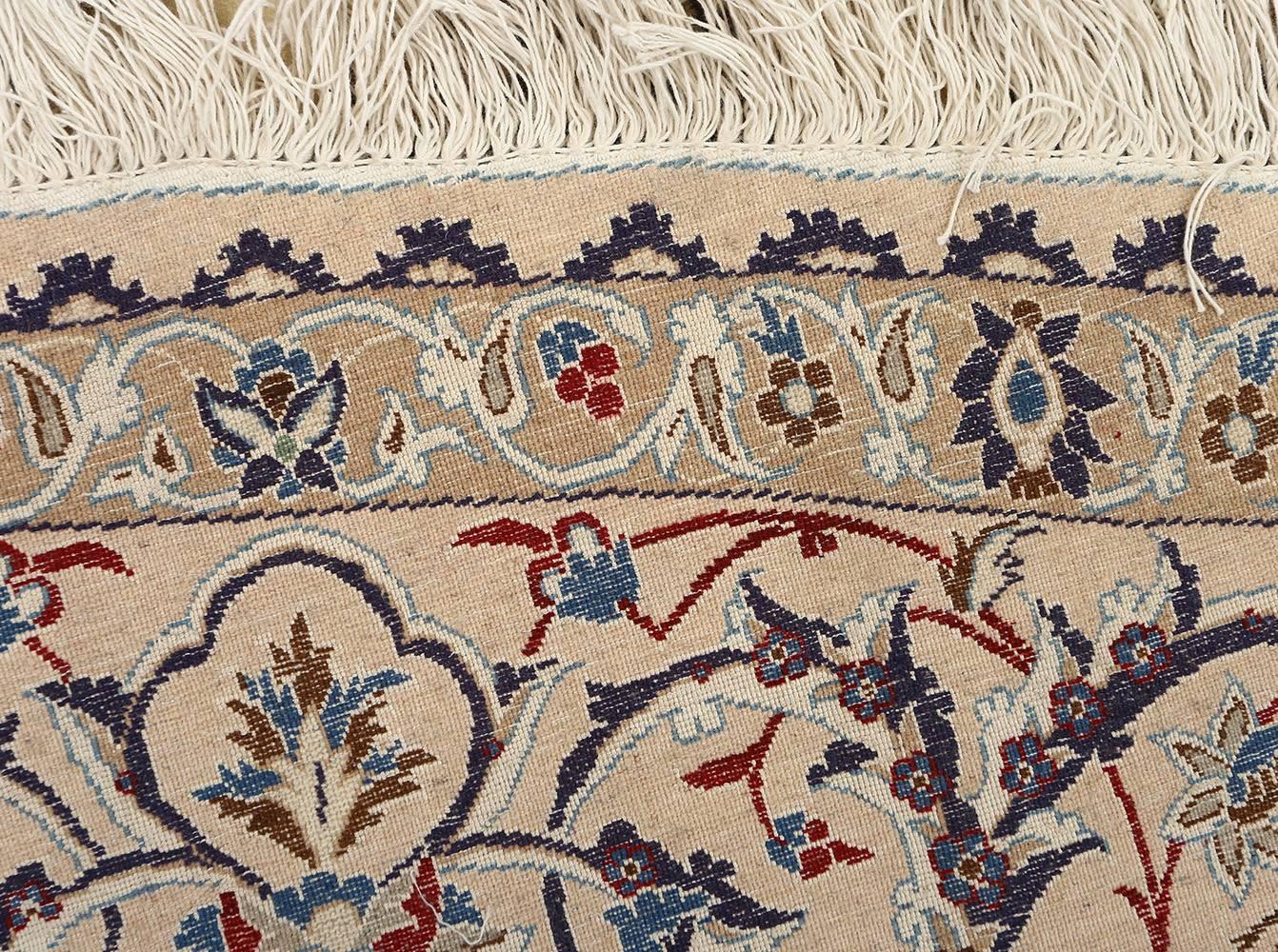 round persian carpet