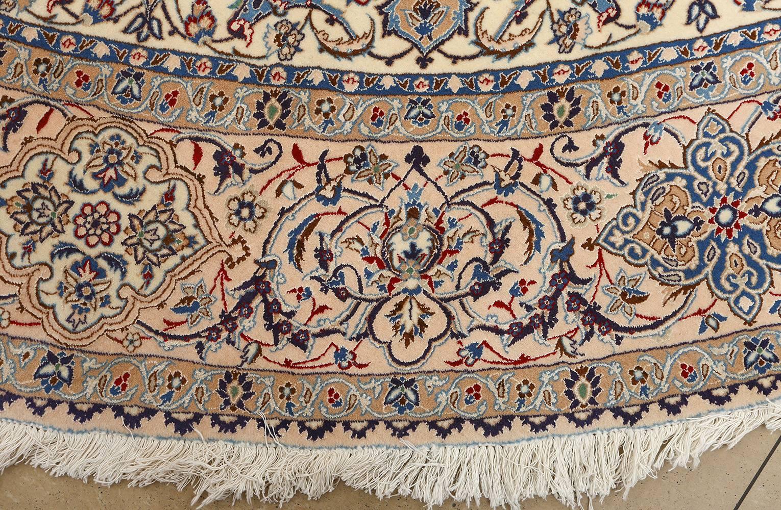 20th Century Round Vintage Nain Persian Rug