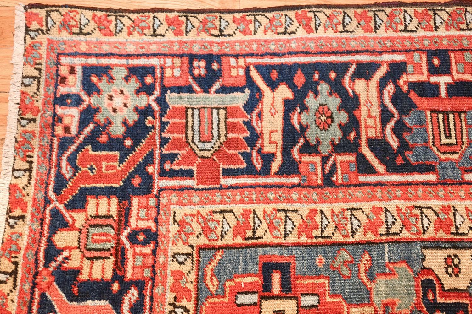 Antique Red Background Heriz Persian Rug. Size: 7 ft 2 in x 10 ft 10 in  In Good Condition In New York, NY