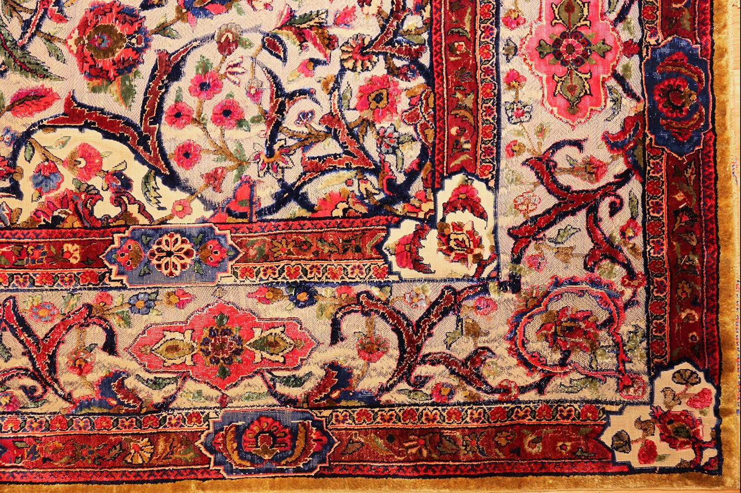 Antique Metallic Threading Silk Souf Kashan Persian Rug In Good Condition In New York, NY
