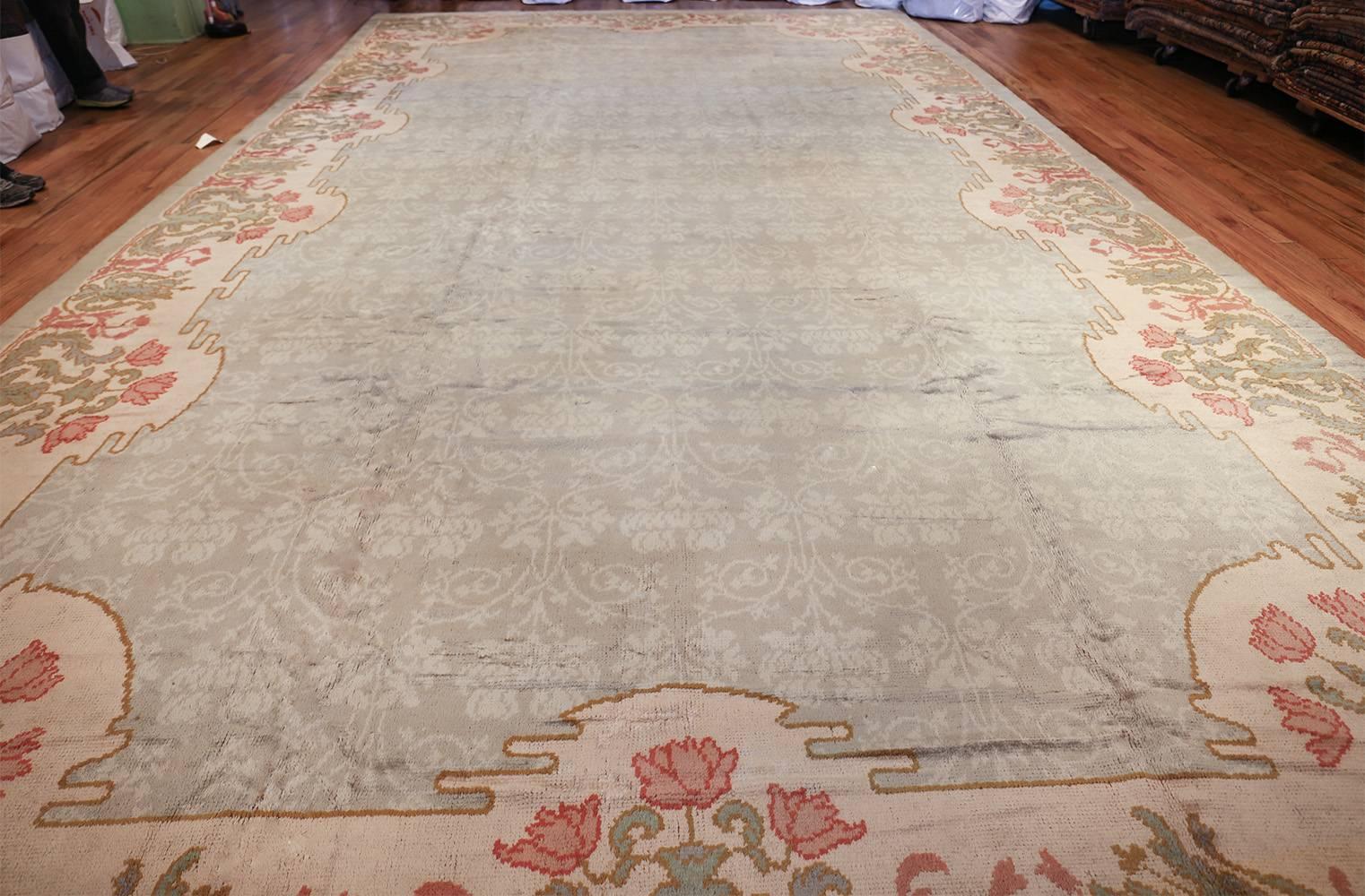 20th Century Continental Art Nouveau Rug Signed Leleu