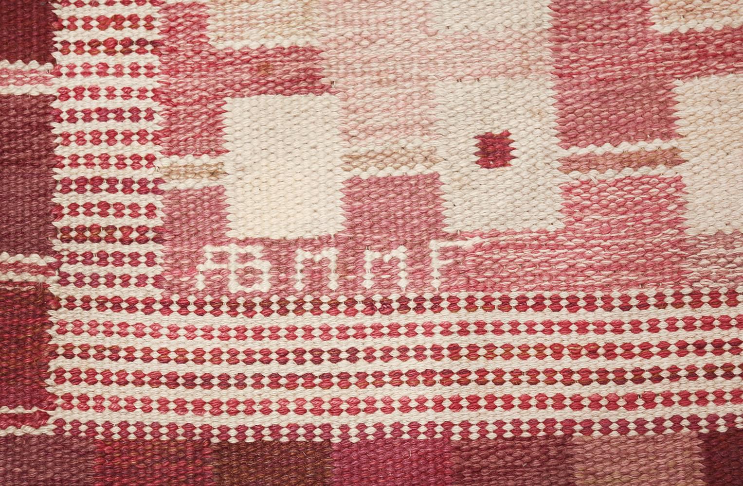 Beautiful Vintage Scandinavian Marta Maas Rug by Marianne Richter Country of Origin / Rug Type: Scandinavia Rug, Circa Date: Mid 20th Century.Size: 5 ft 10 in x 8 ft (1.78 m x 2.44 m)

This beautiful vintage mid century Marta Maas rug is a unique