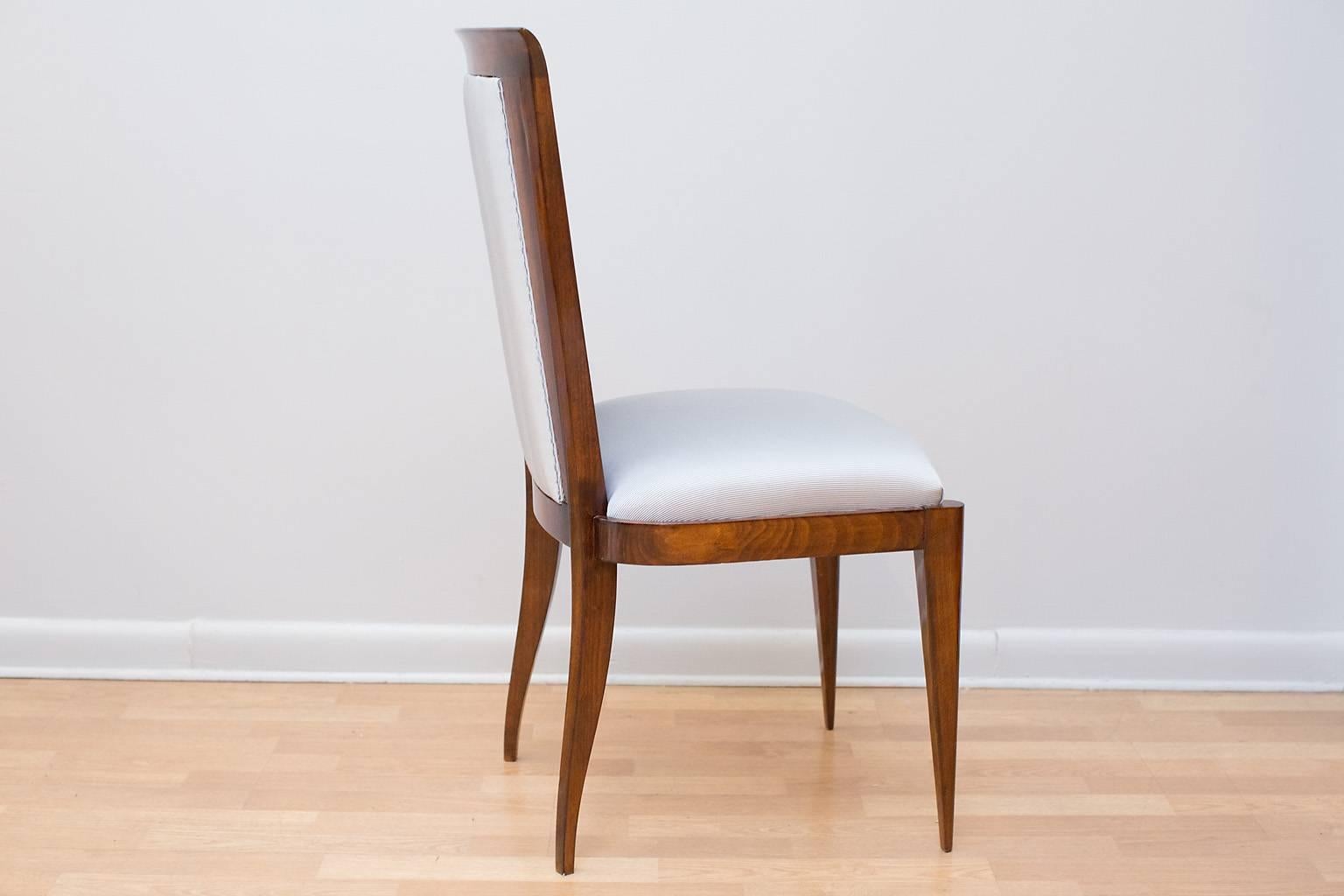 Suite of Eight French Art Deco Dining Chairs, circa 1940s In Excellent Condition In New York, NY