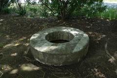 Vintage Stone Wellhead Surround