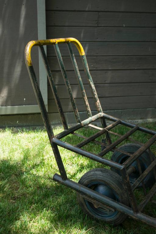 Vintage Metal Trolley Cart For Sale at 1stdibs