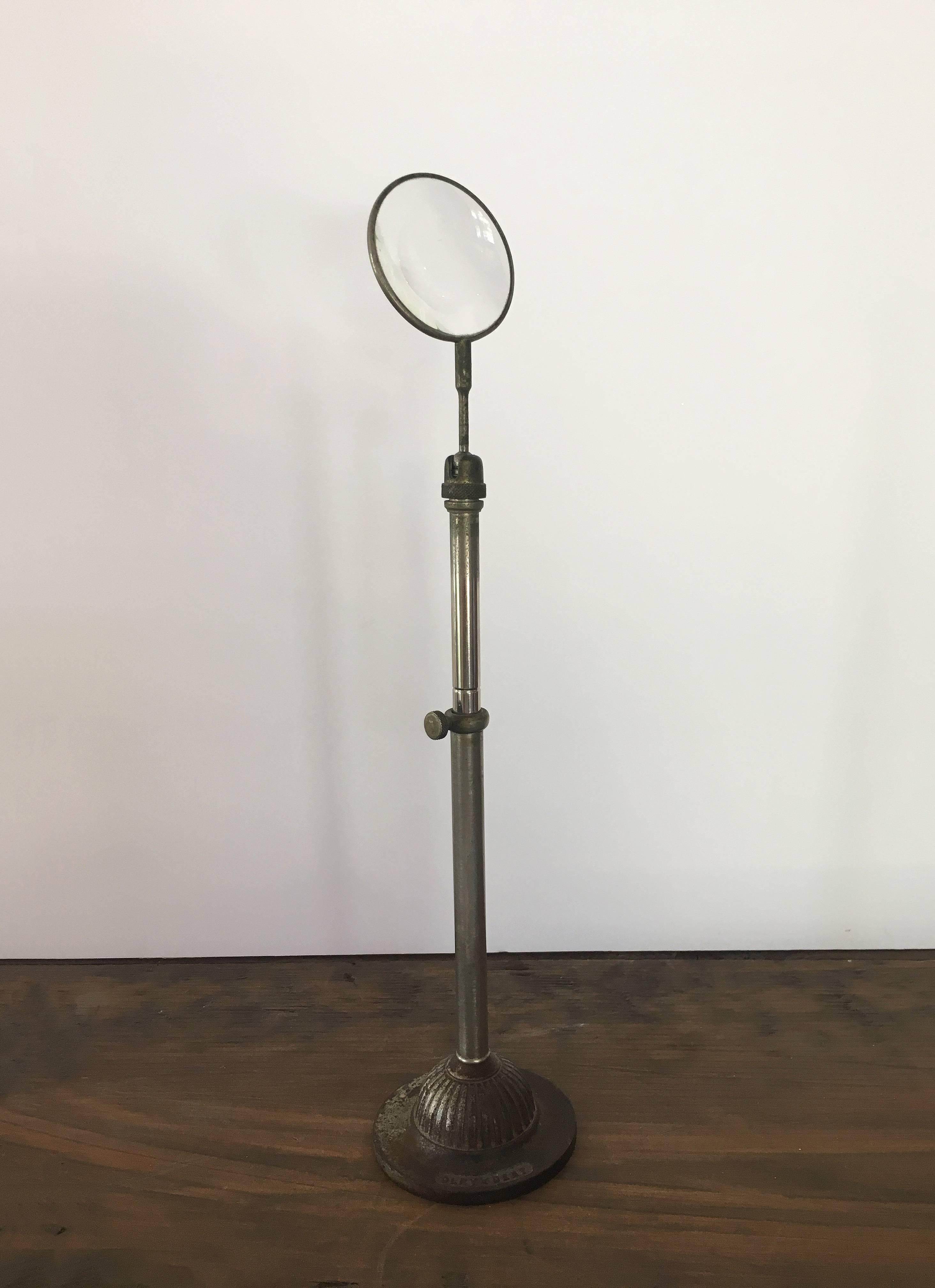 Vintage Victorian Magnifying Glass, circa 19th Century In Excellent Condition In Napa, CA
