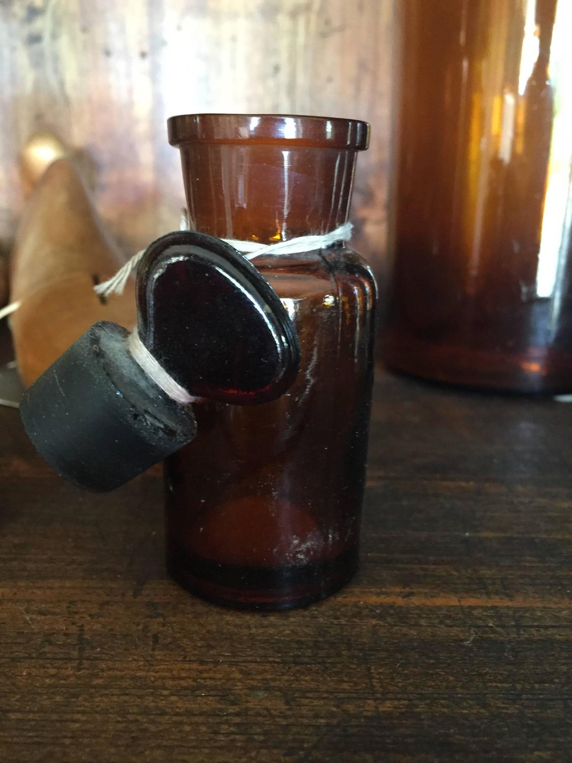 Vintage Apothecary Jars For Sale at 1stdibs