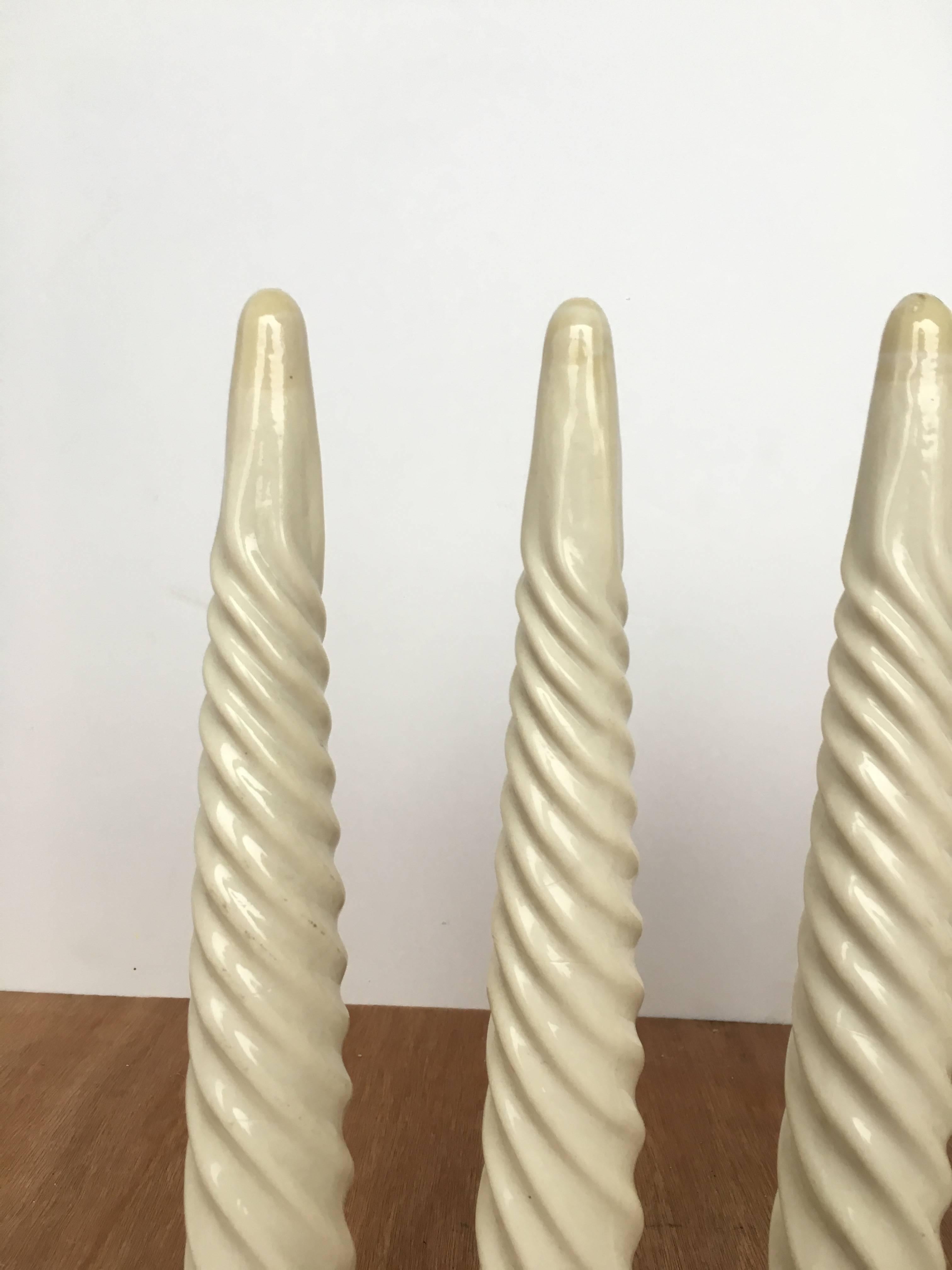 Velas de cerámica esmaltada de imitación vintage siglo XX en venta