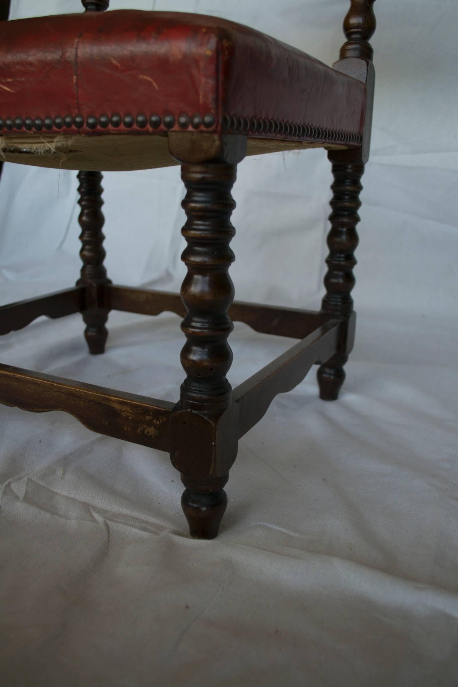Wood and Leather, 19th Century Child's Chair For Sale 5