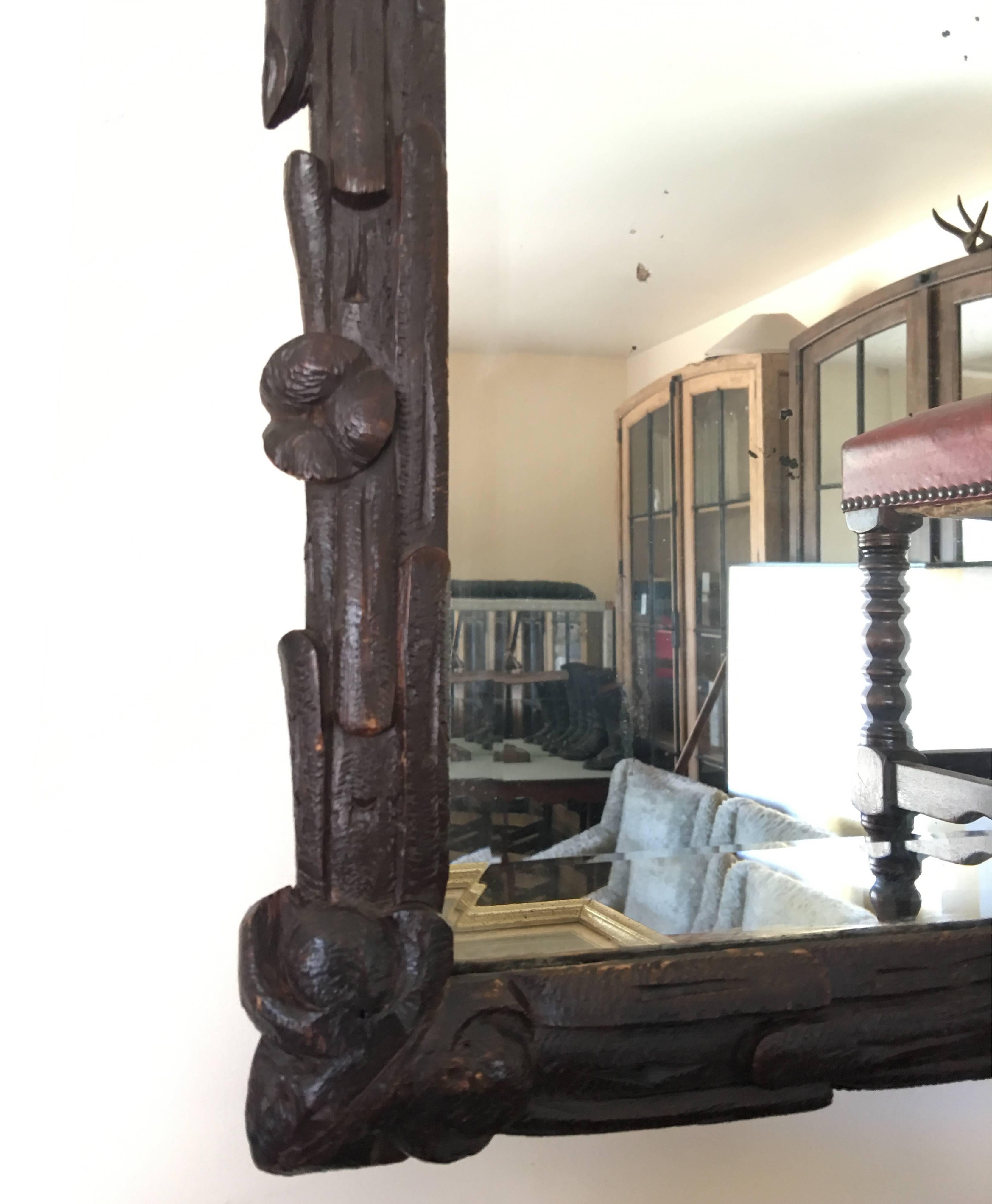 Vintage Carved Wood Mirror In Good Condition For Sale In Napa, CA