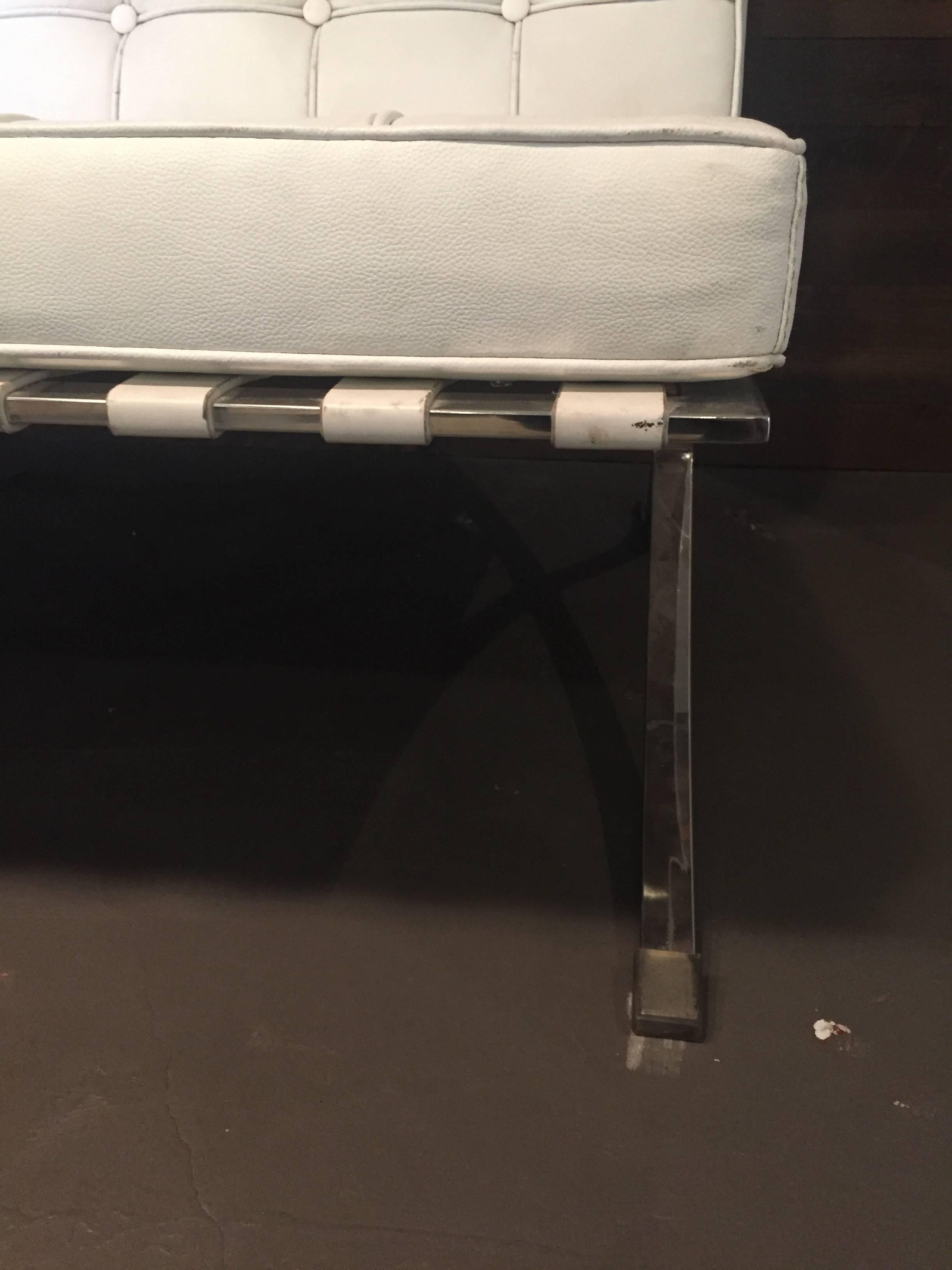 Weißes Sofa im Zustand „Gut“ im Angebot in Napa, CA